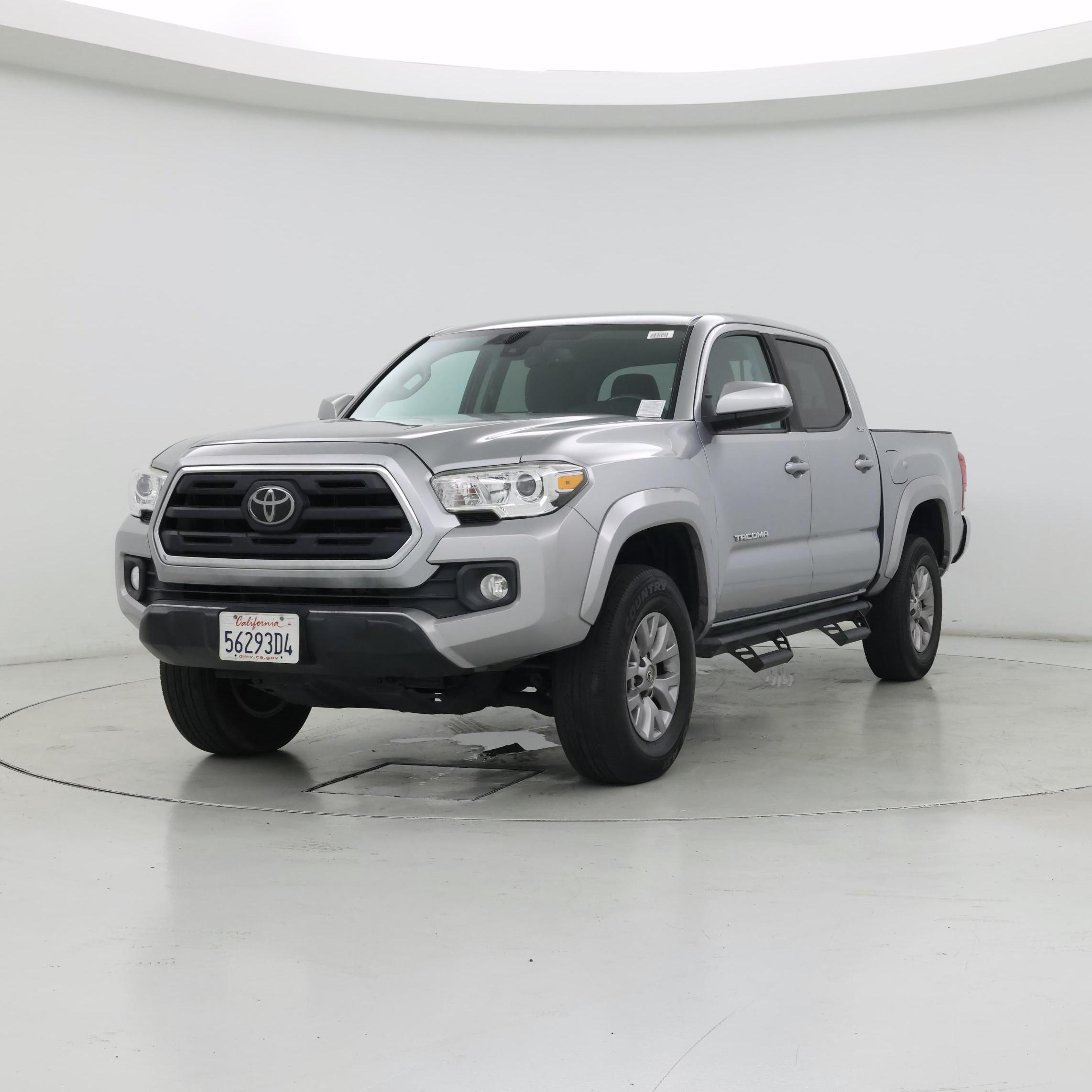 Thumbnail: 2019 Toyota Tacoma - 4