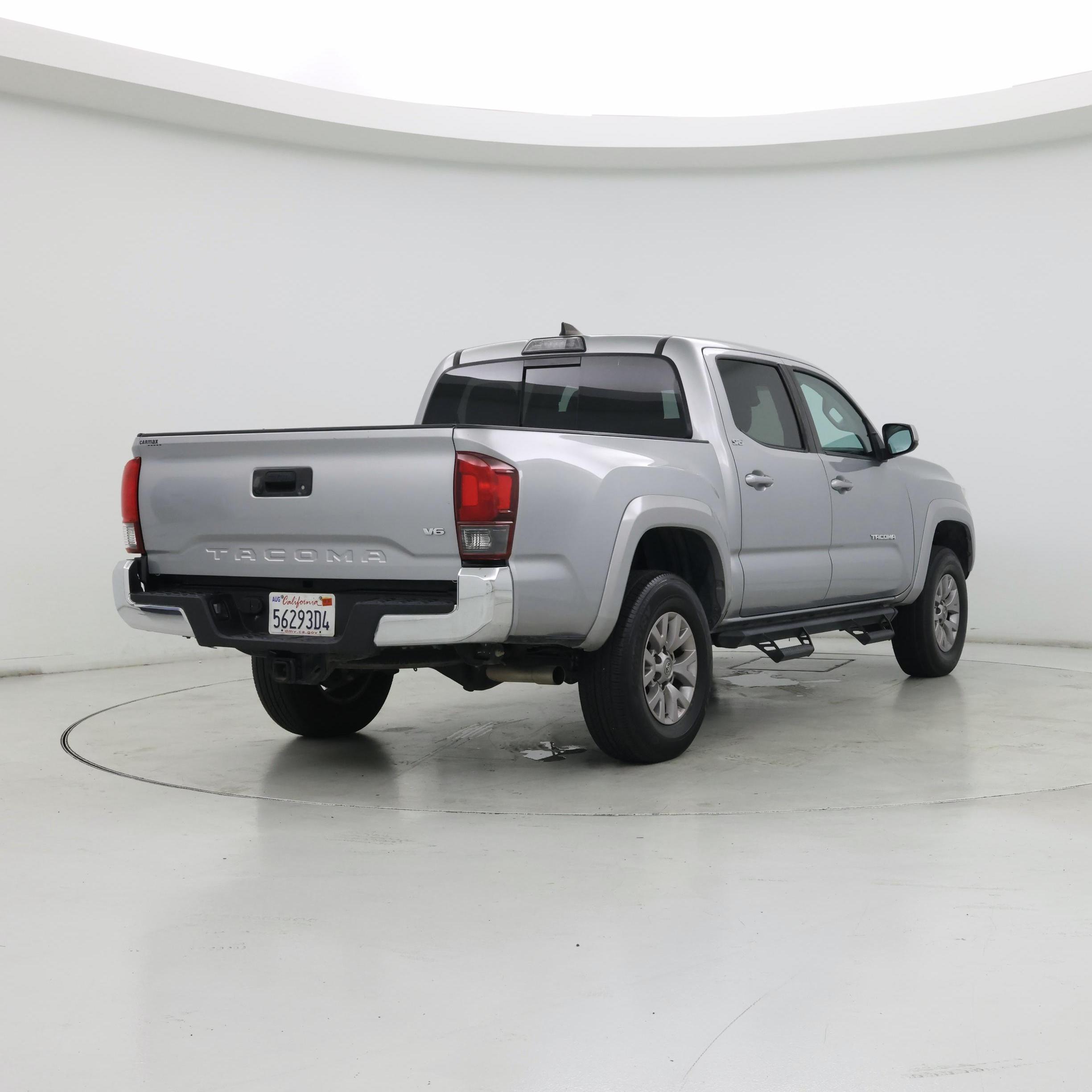 Thumbnail: 2019 Toyota Tacoma - 8