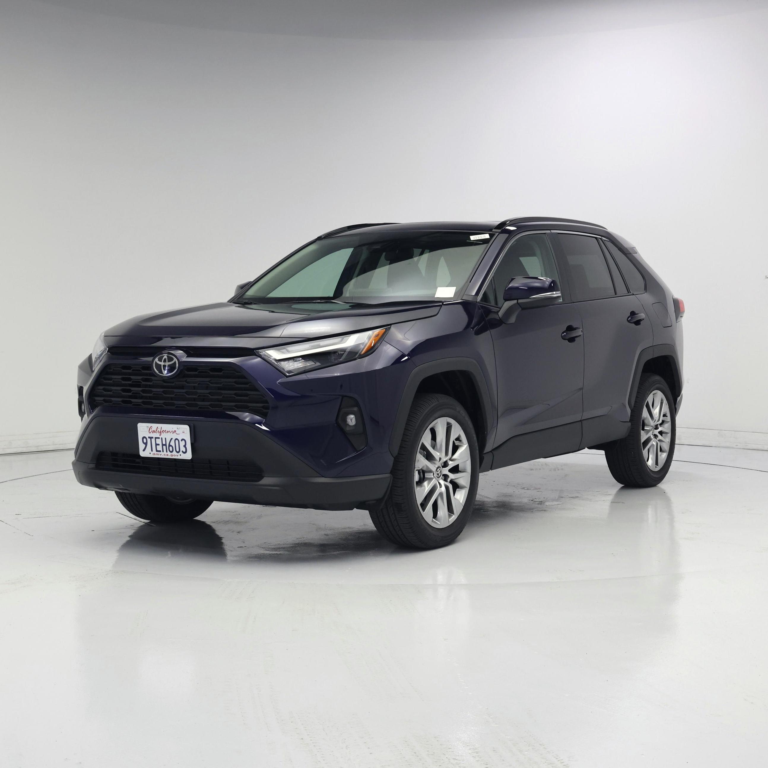 Thumbnail: 2025 Toyota RAV4 - 4