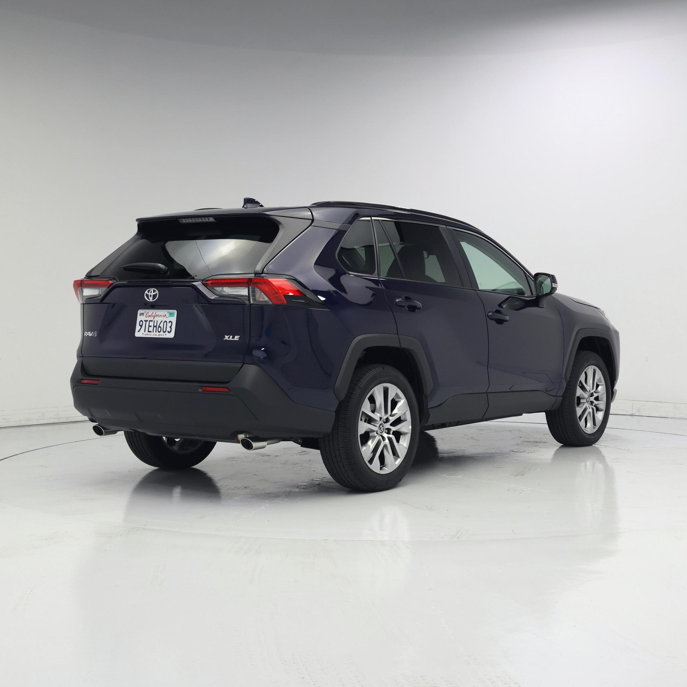 Thumbnail: 2025 Toyota RAV4 - 8