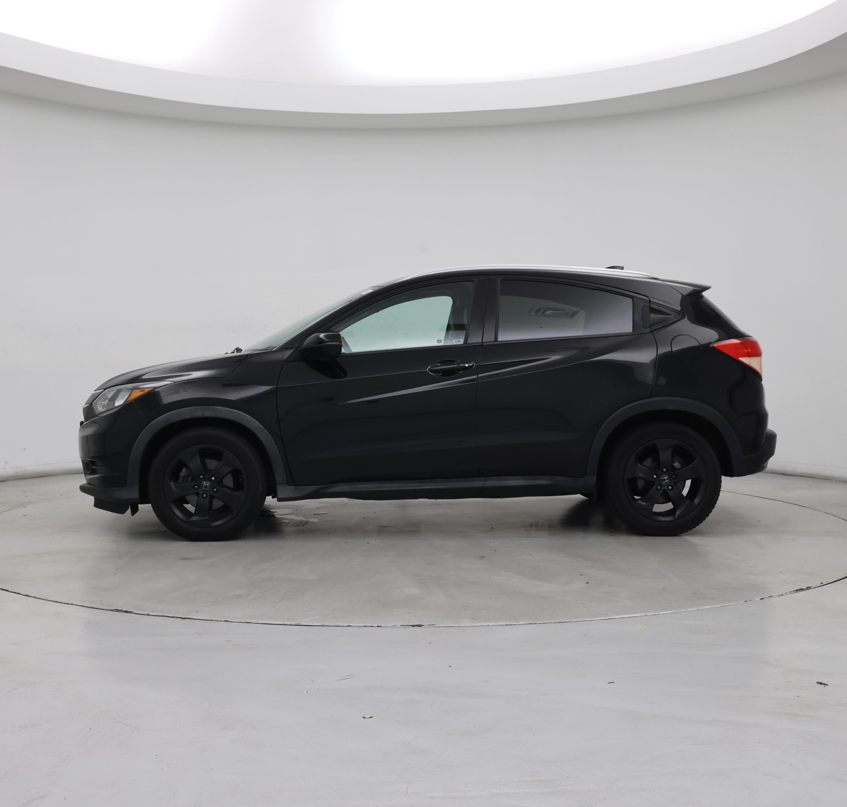 Thumbnail: 2017 Honda HR-V - 3