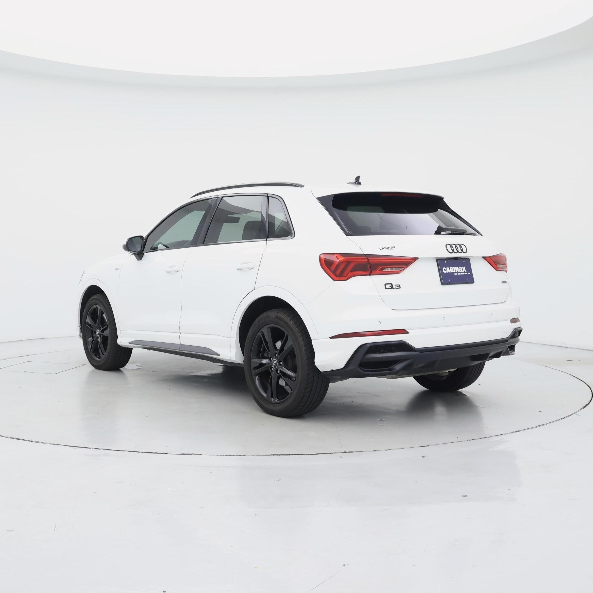 Thumbnail: 2020 Audi Q3 - 2