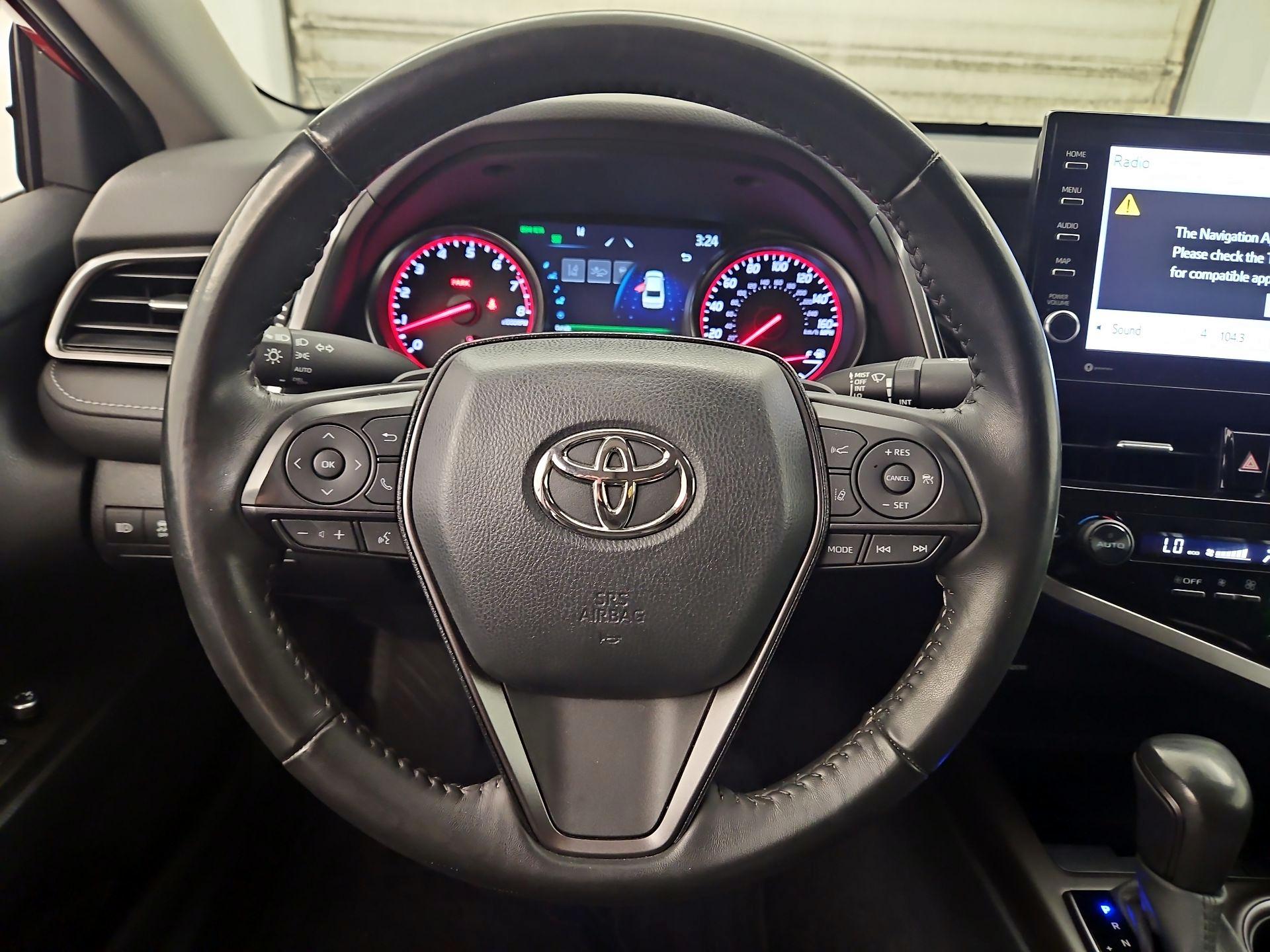 Thumbnail: 2023 Toyota Camry - 10