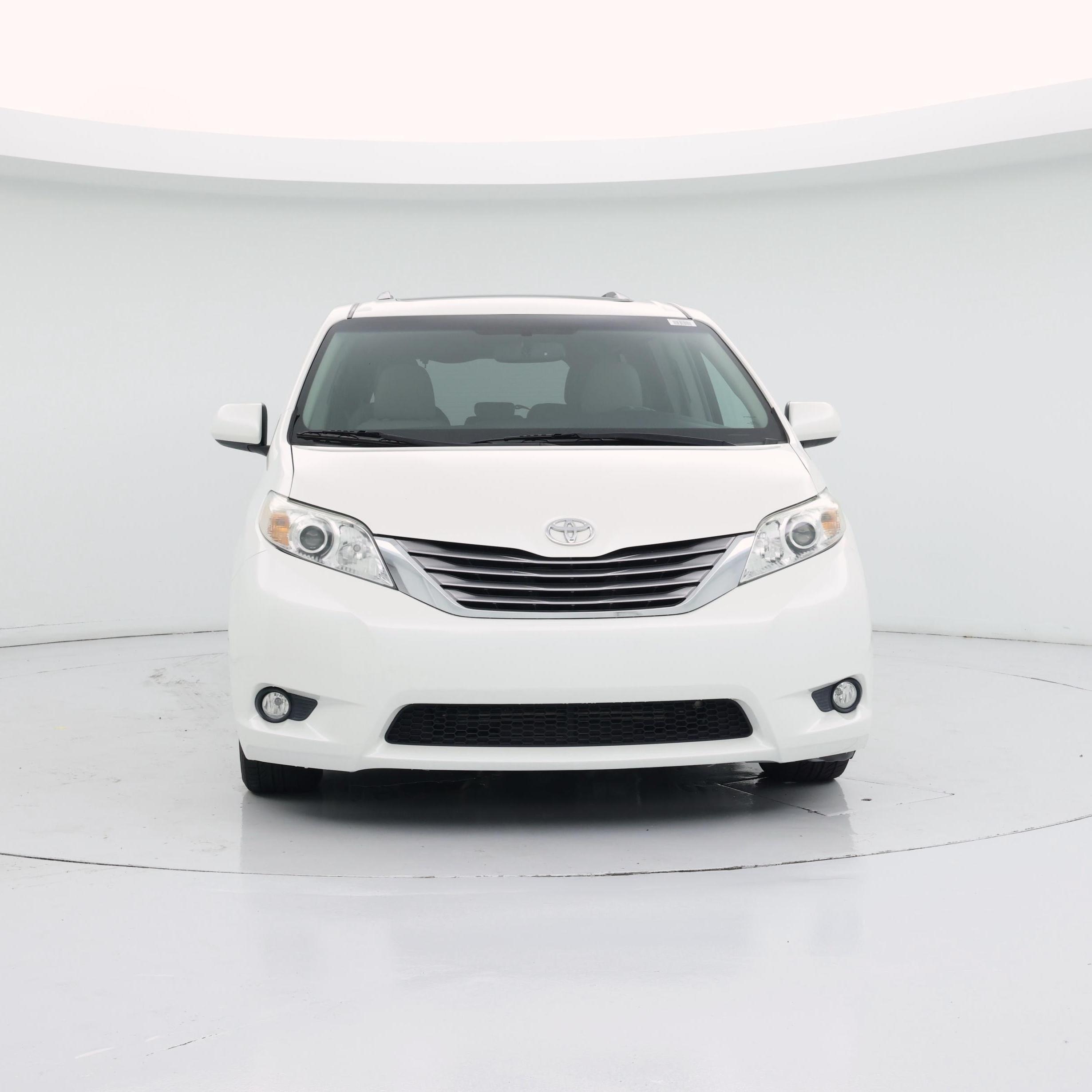 Thumbnail: 2017 Toyota Sienna - 5