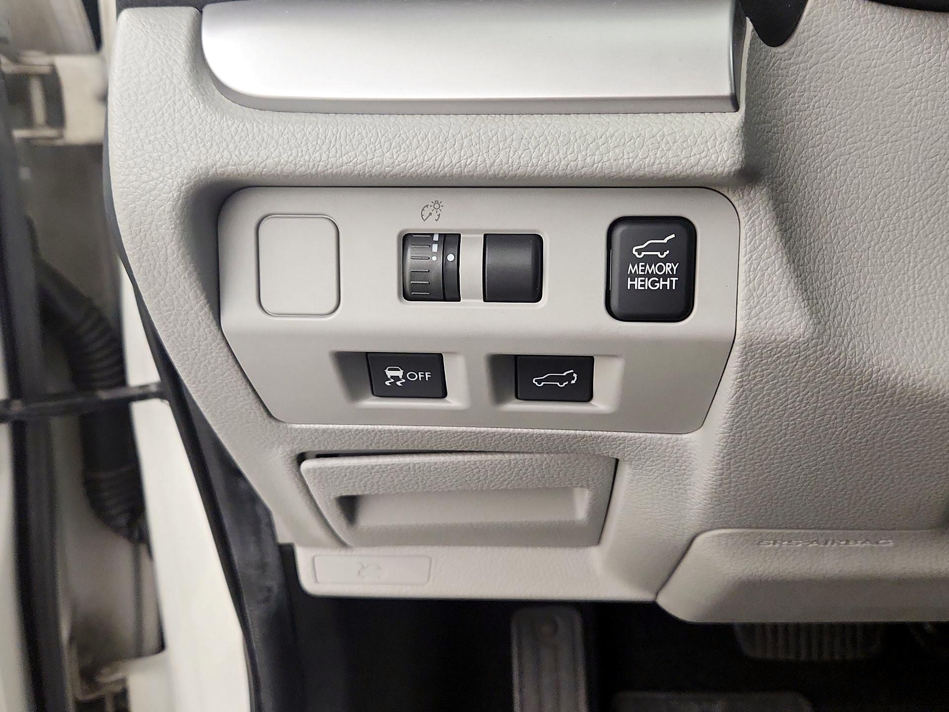 Thumbnail: 2014 Subaru Forester - 13