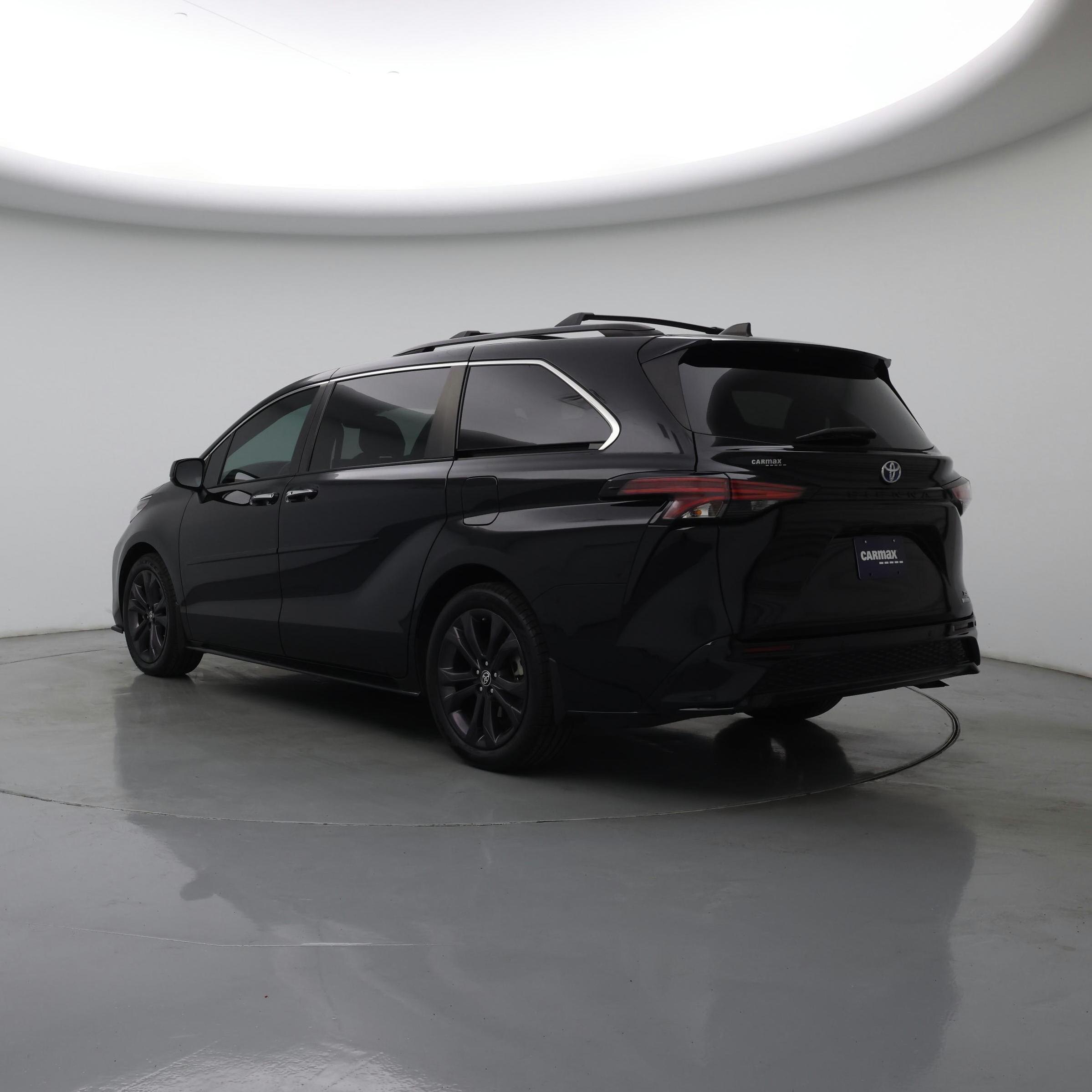 Thumbnail: 2022 Toyota Sienna - 2