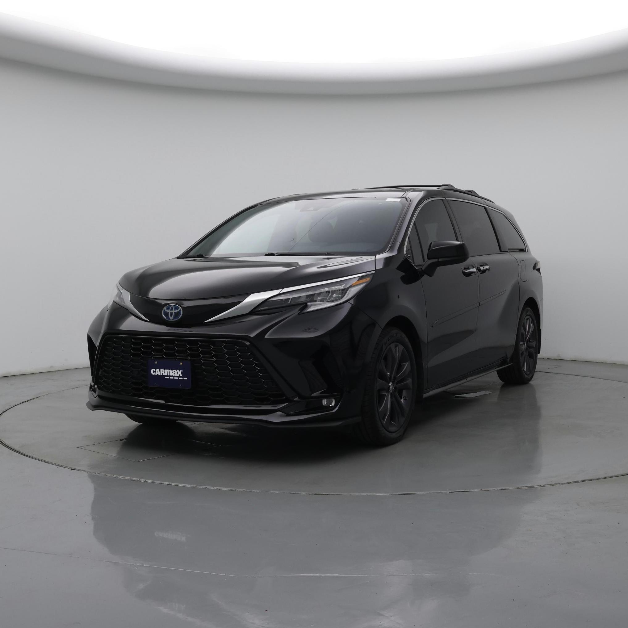 Thumbnail: 2022 Toyota Sienna - 4