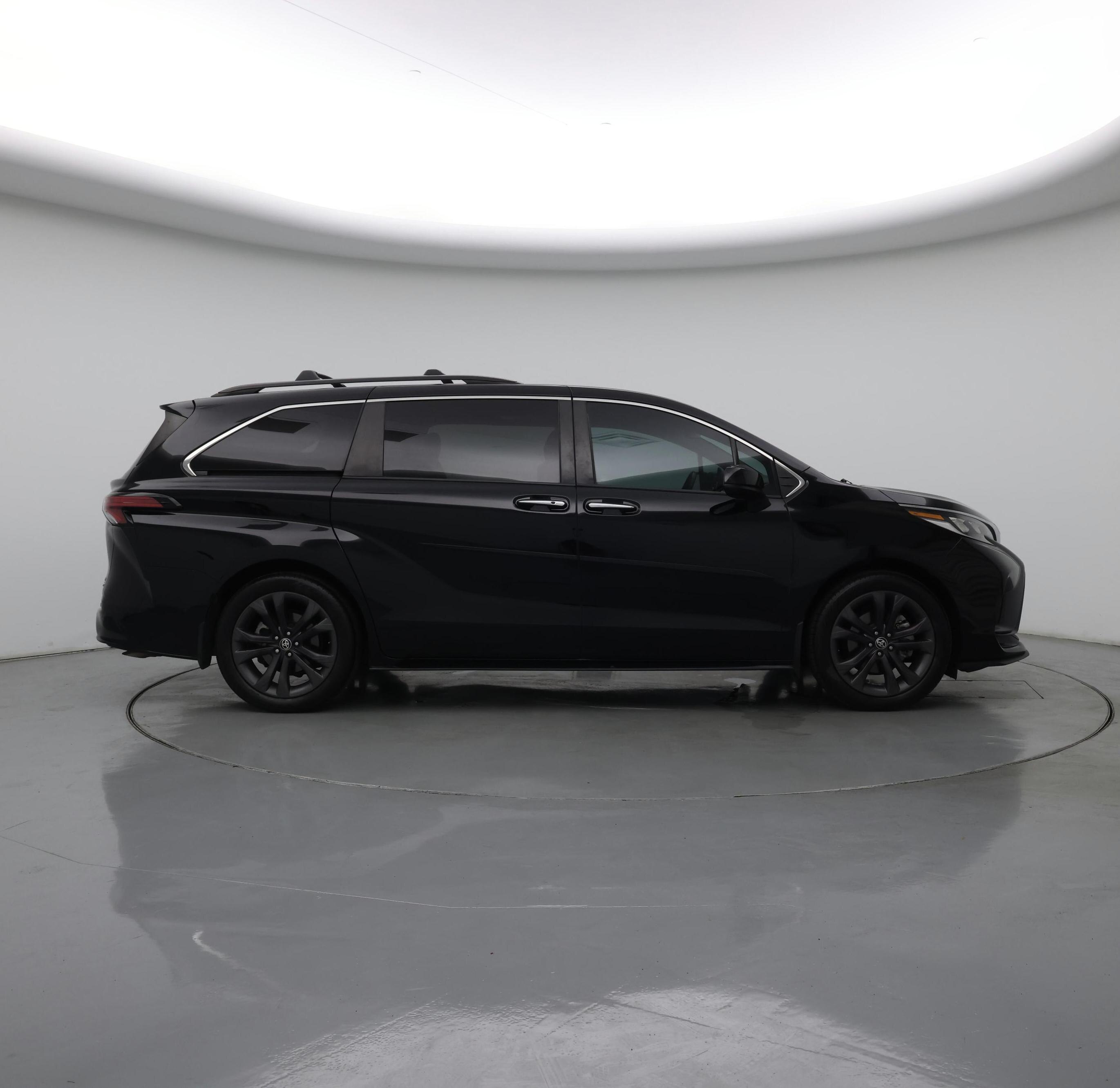 Thumbnail: 2022 Toyota Sienna - 7