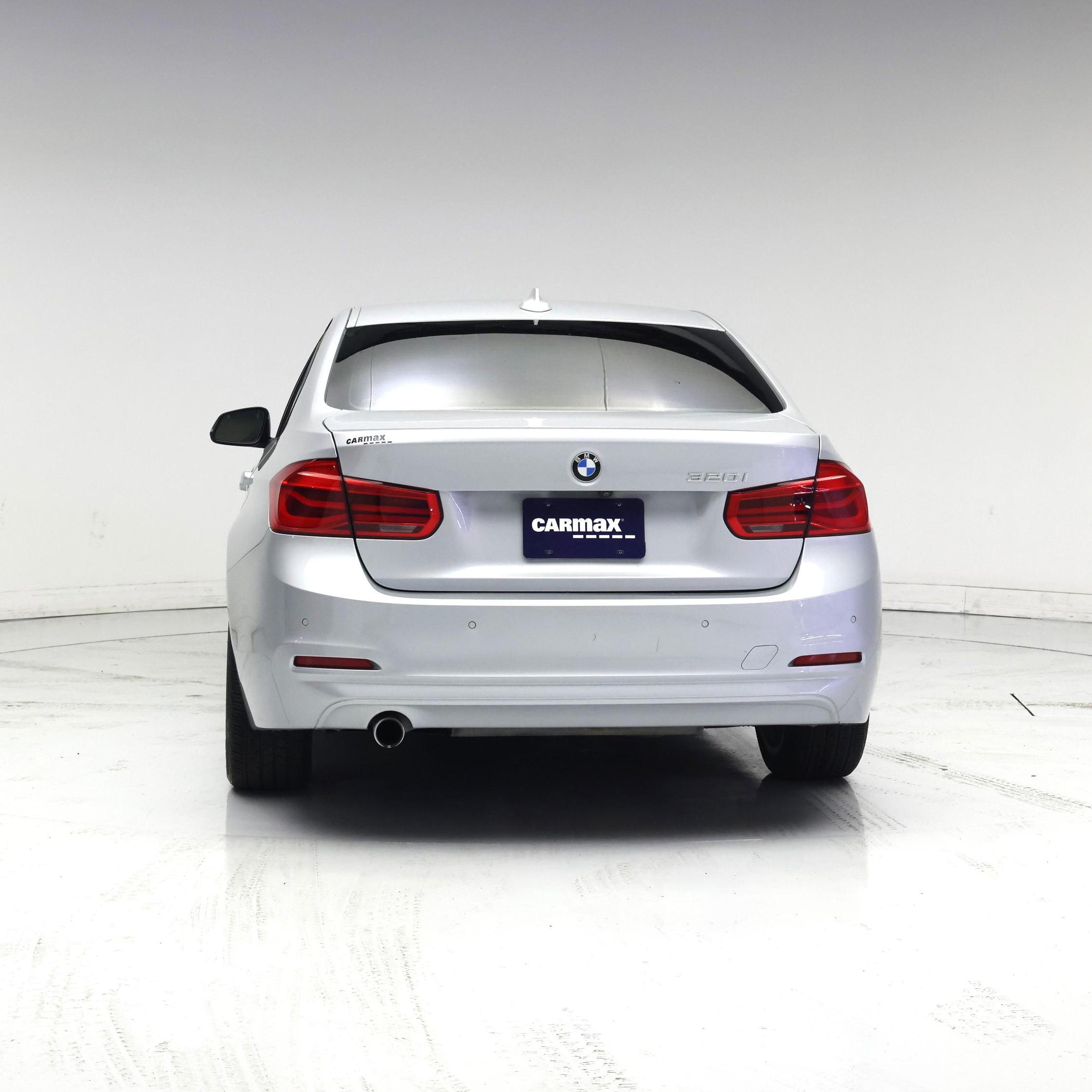 Thumbnail: 2018 BMW 3 Series - 6