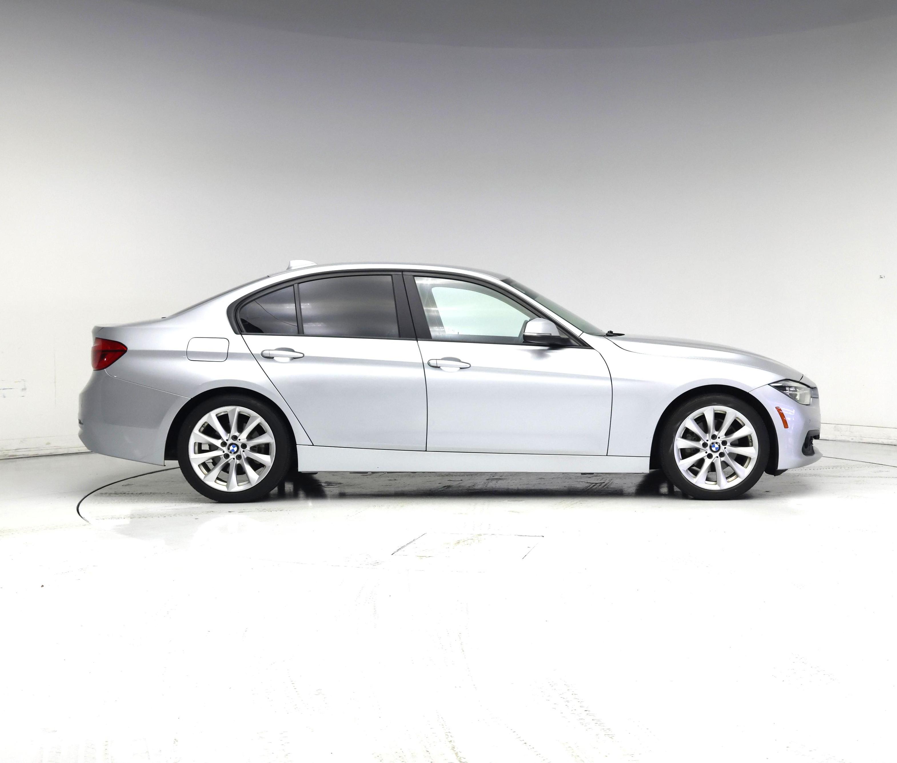 Thumbnail: 2018 BMW 3 Series - 7