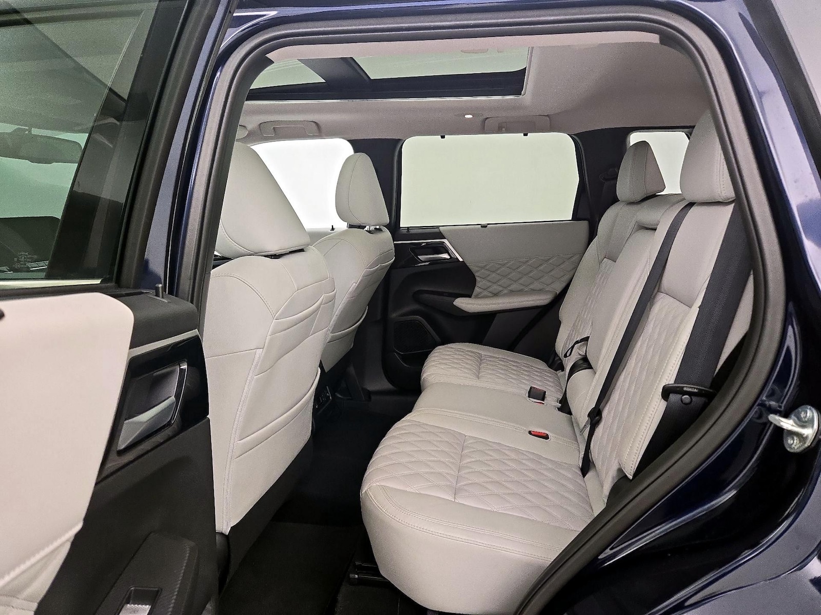 2024 Mitsubishi Outlander SEL - Photo 22