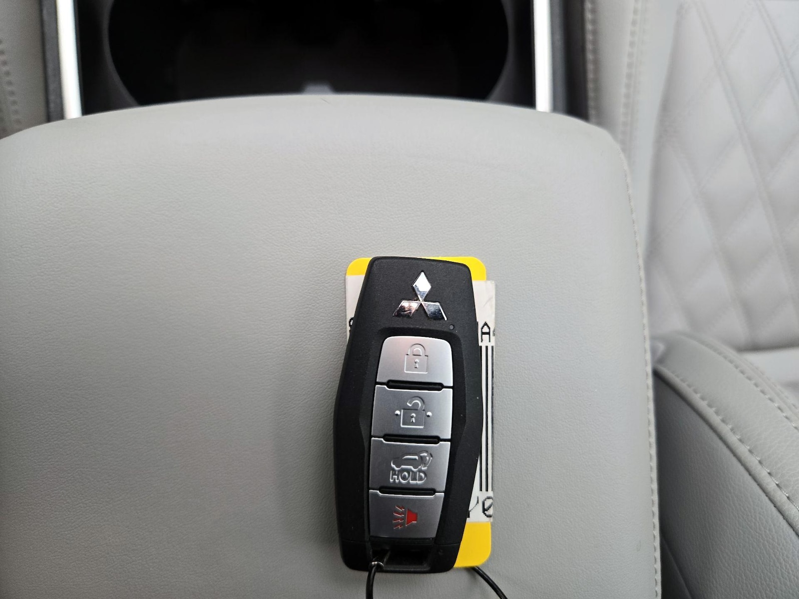 2024 Mitsubishi Outlander SEL - Photo 27