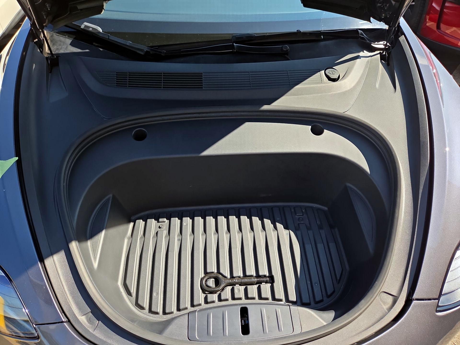 Thumbnail: 2023 Tesla Model 3 - 19