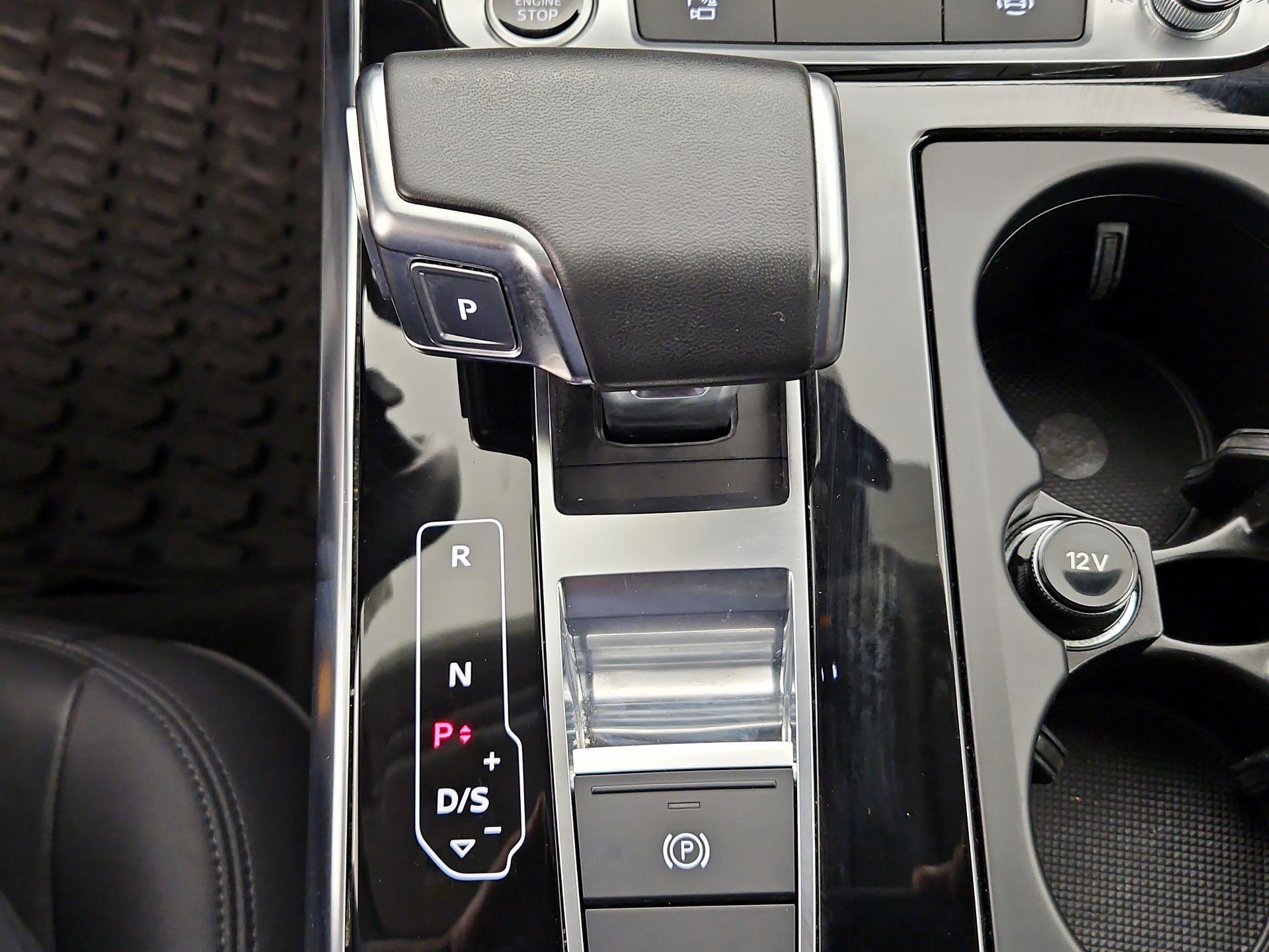 Thumbnail: 2022 Audi Q7 - 18