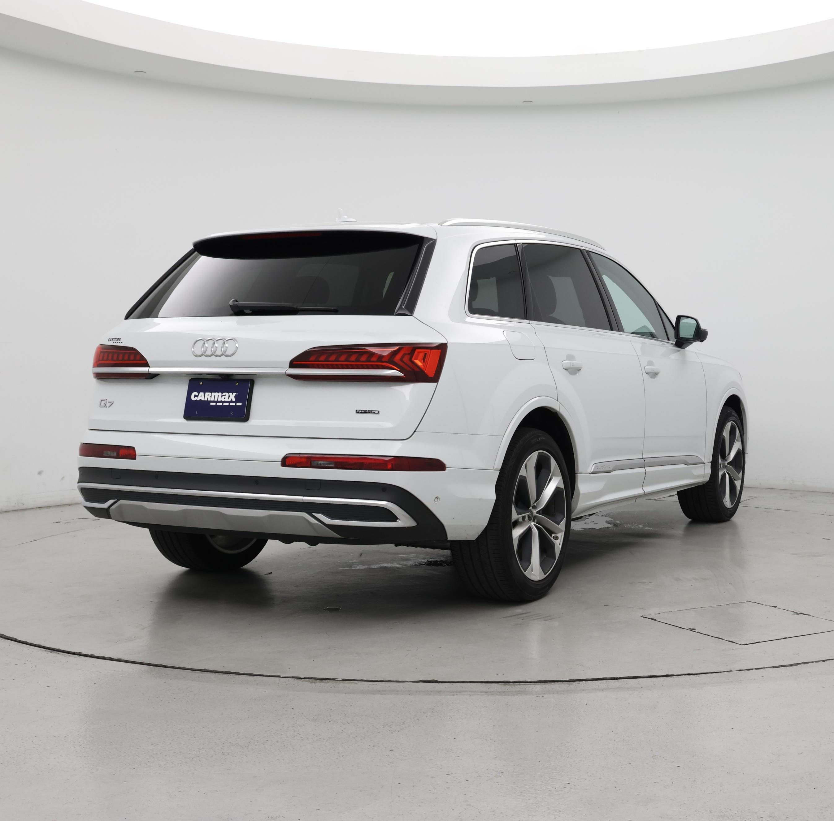 Thumbnail: 2022 Audi Q7 - 8