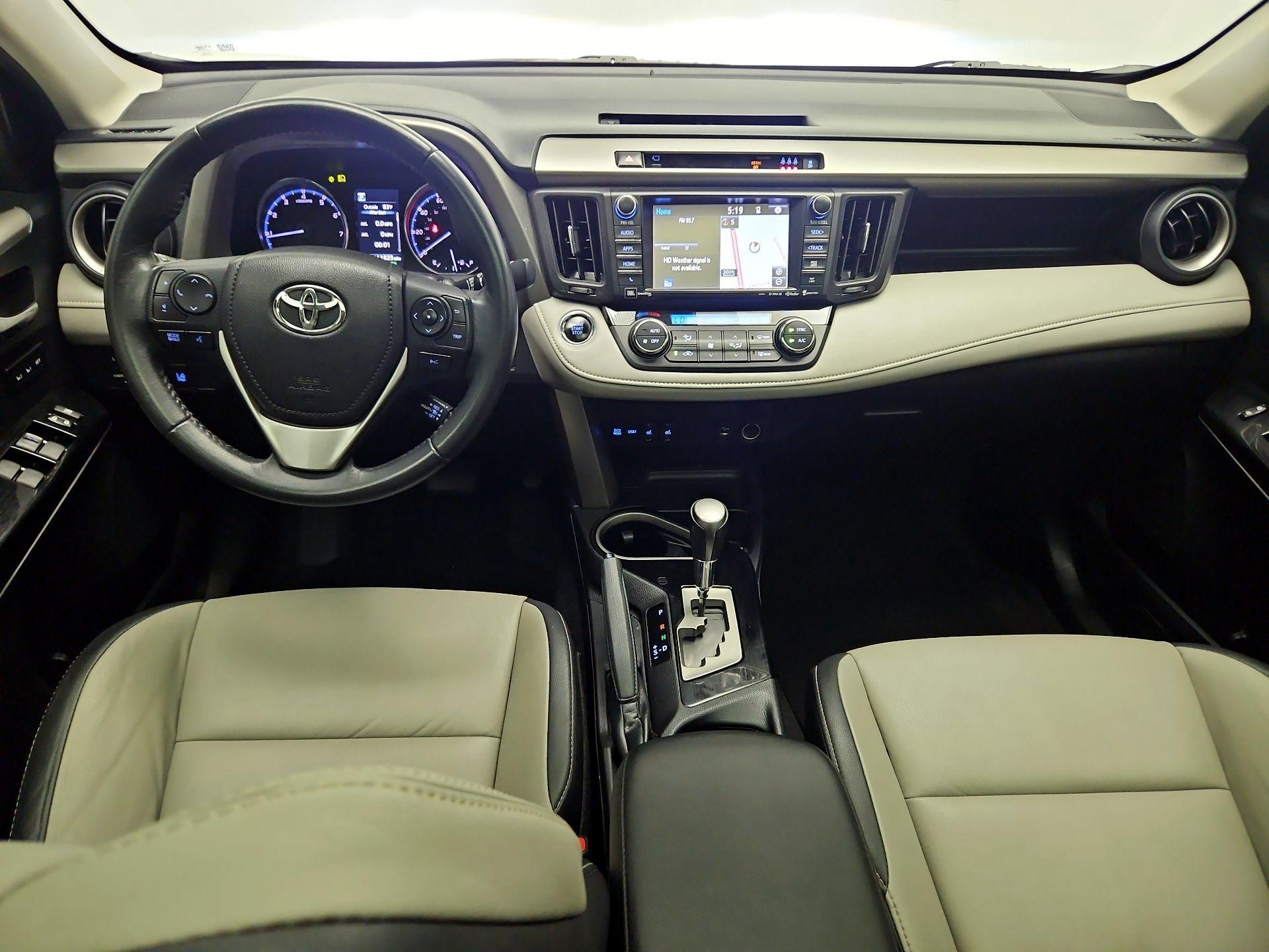 Thumbnail: 2018 Toyota RAV4 - 9