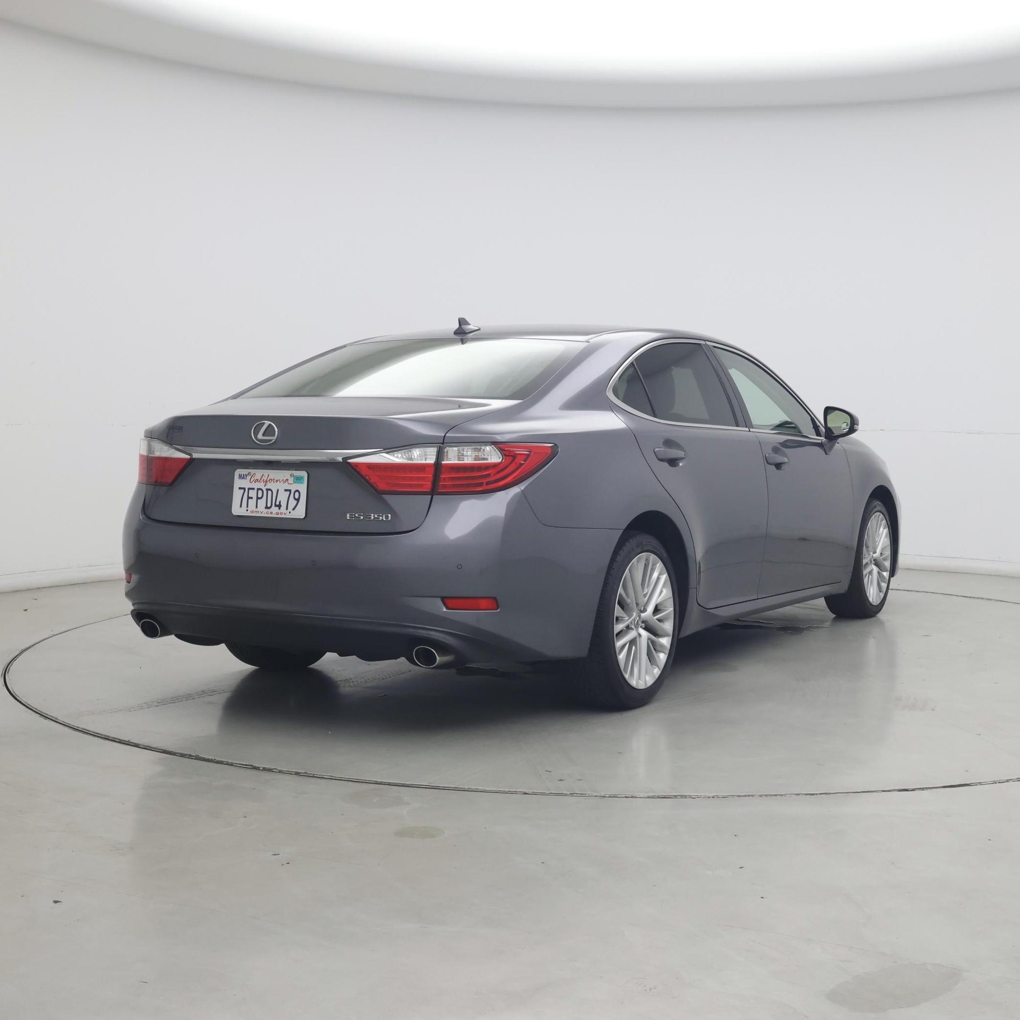 Thumbnail: 2014 Lexus ES - 8
