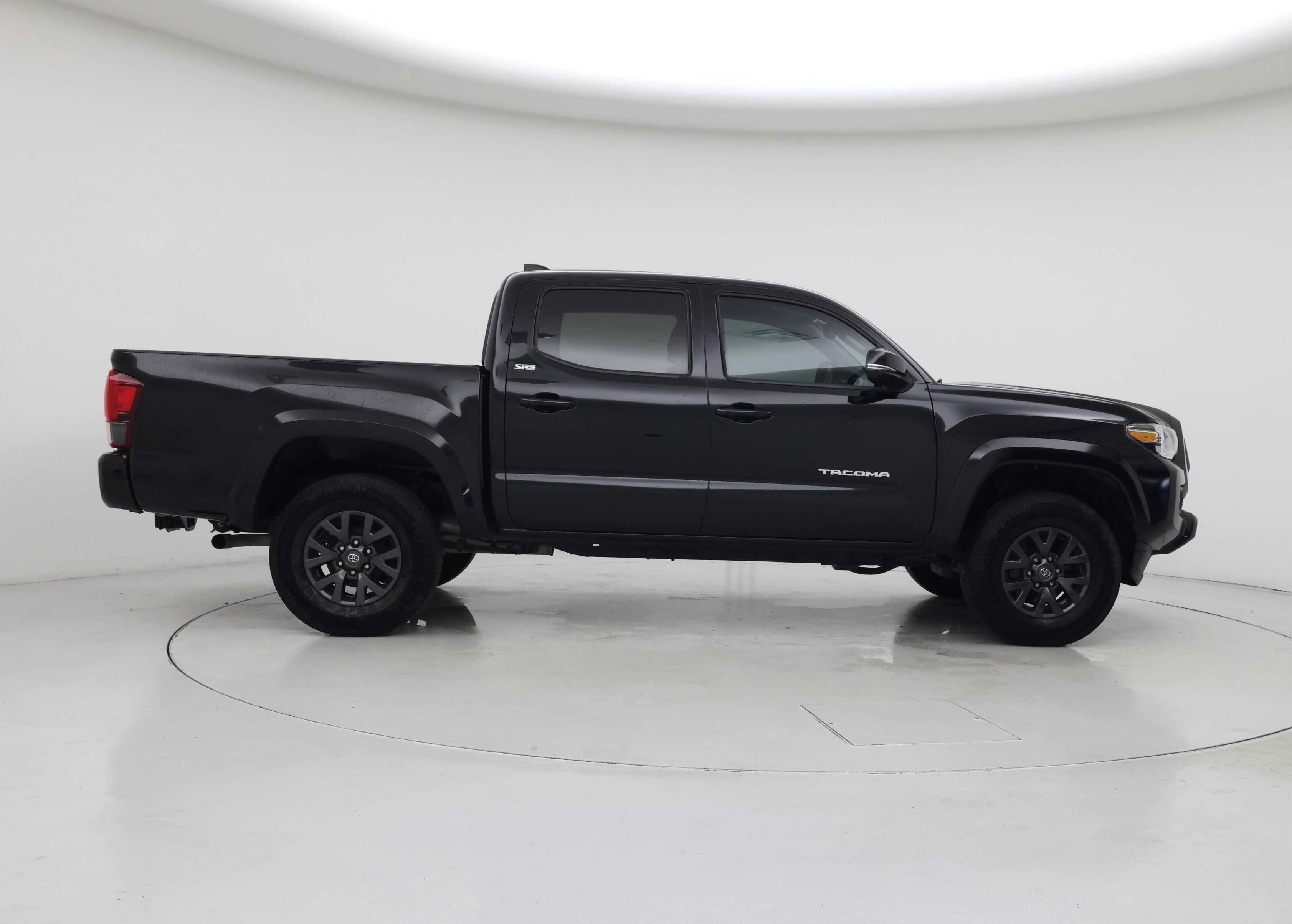 Thumbnail: 2022 Toyota Tacoma - 7