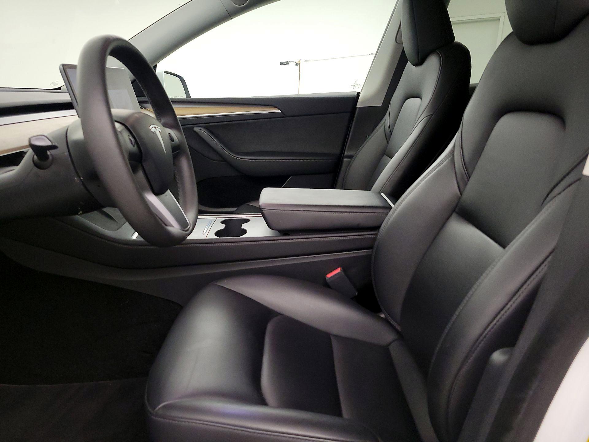 Thumbnail: 2023 Tesla Model Y - 11