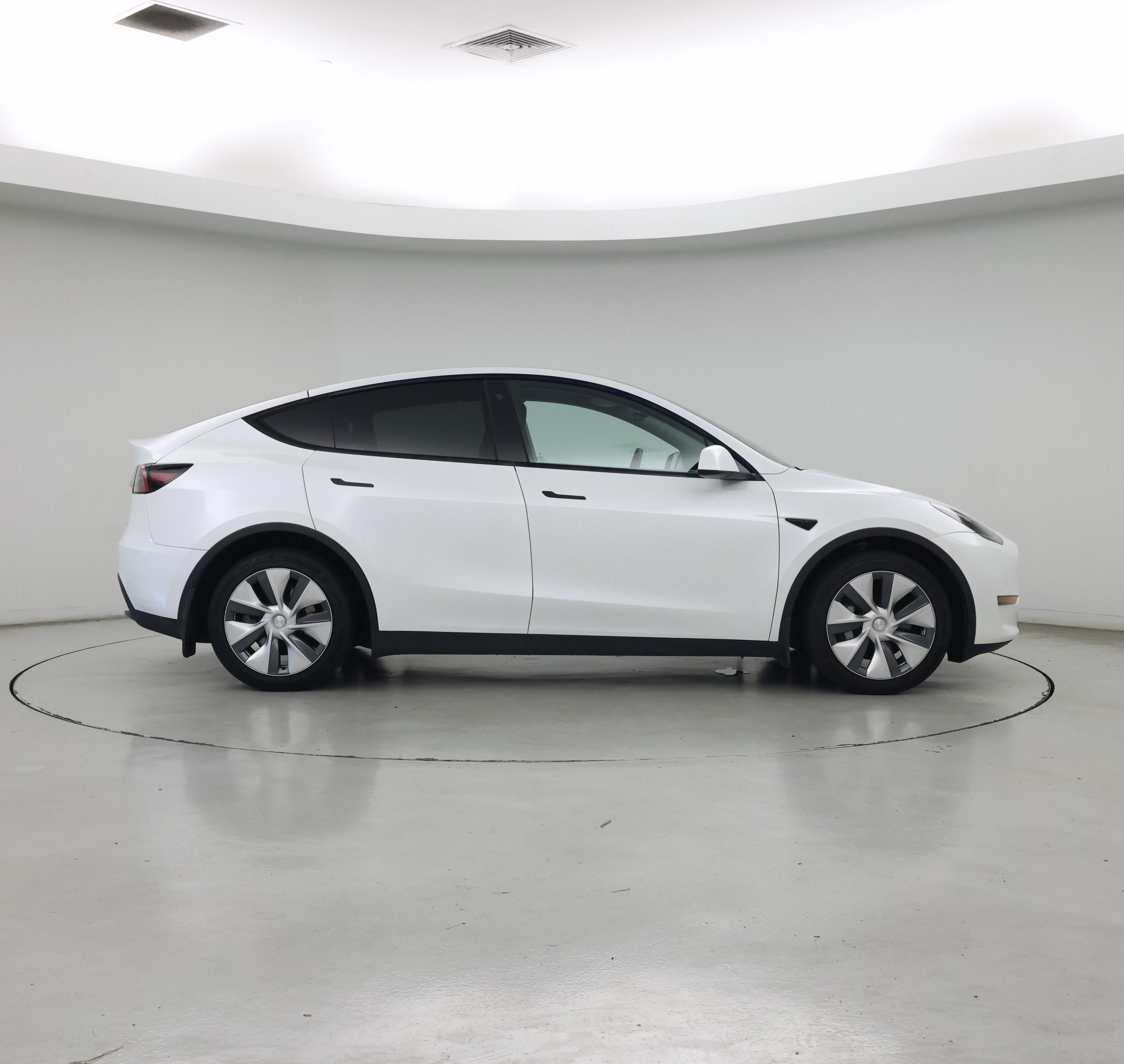 Thumbnail: 2023 Tesla Model Y - 7