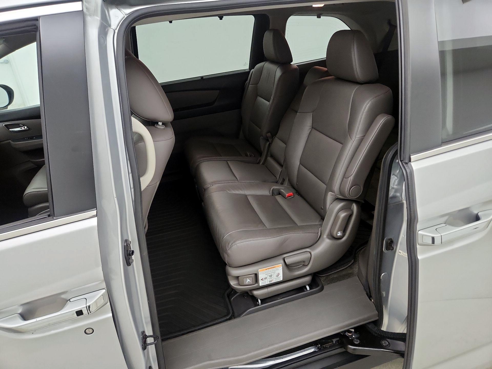 Thumbnail: 2015 Honda Odyssey - 20