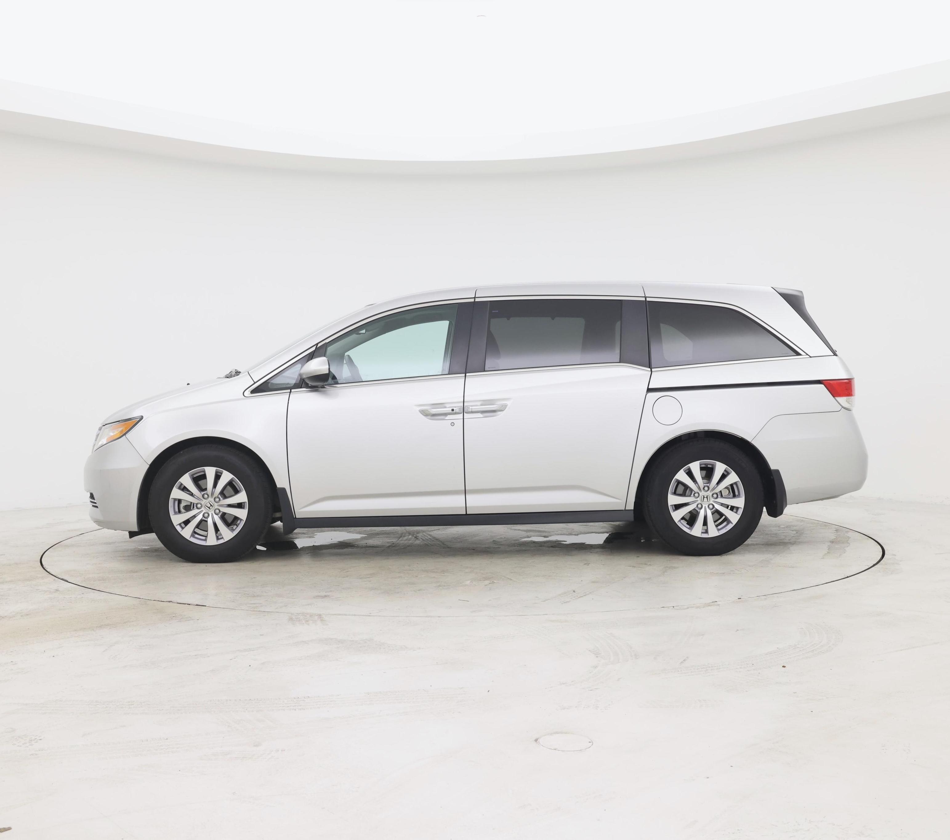Thumbnail: 2015 Honda Odyssey - 3