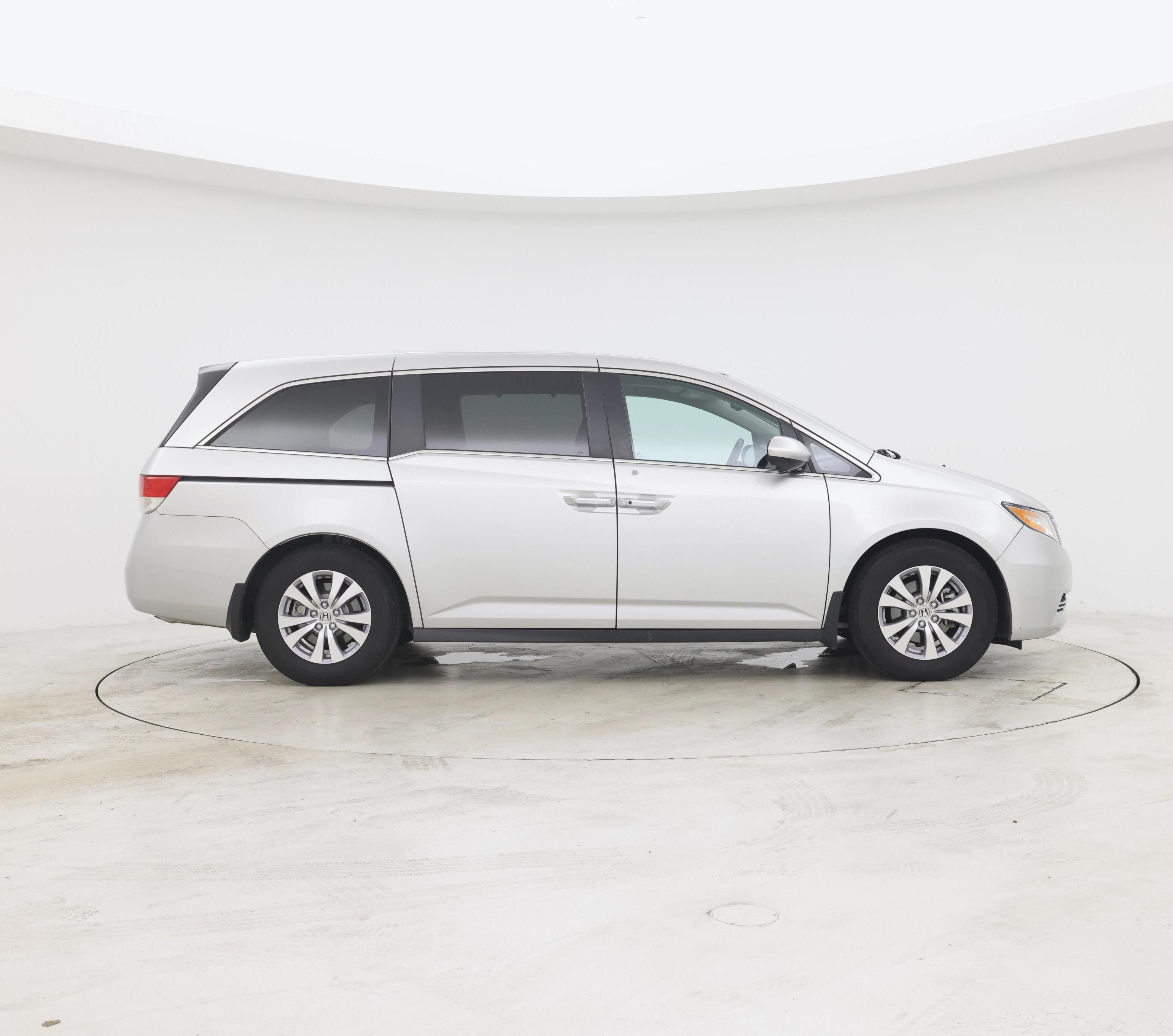 Thumbnail: 2015 Honda Odyssey - 7