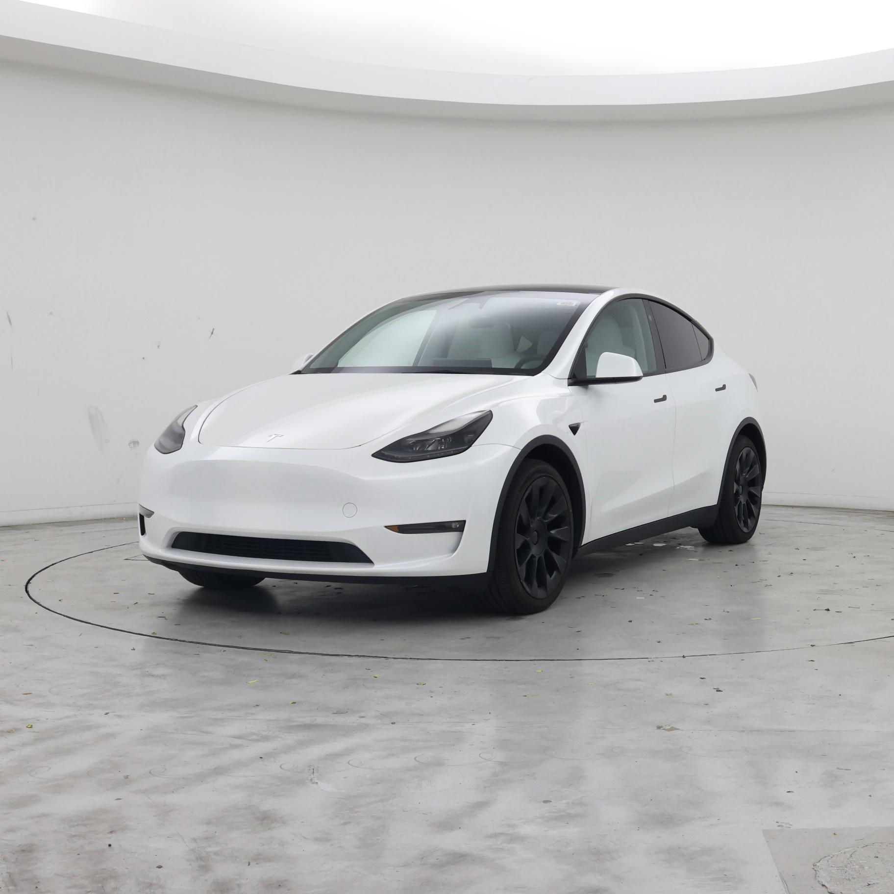Thumbnail: 2023 Tesla Model Y - 4
