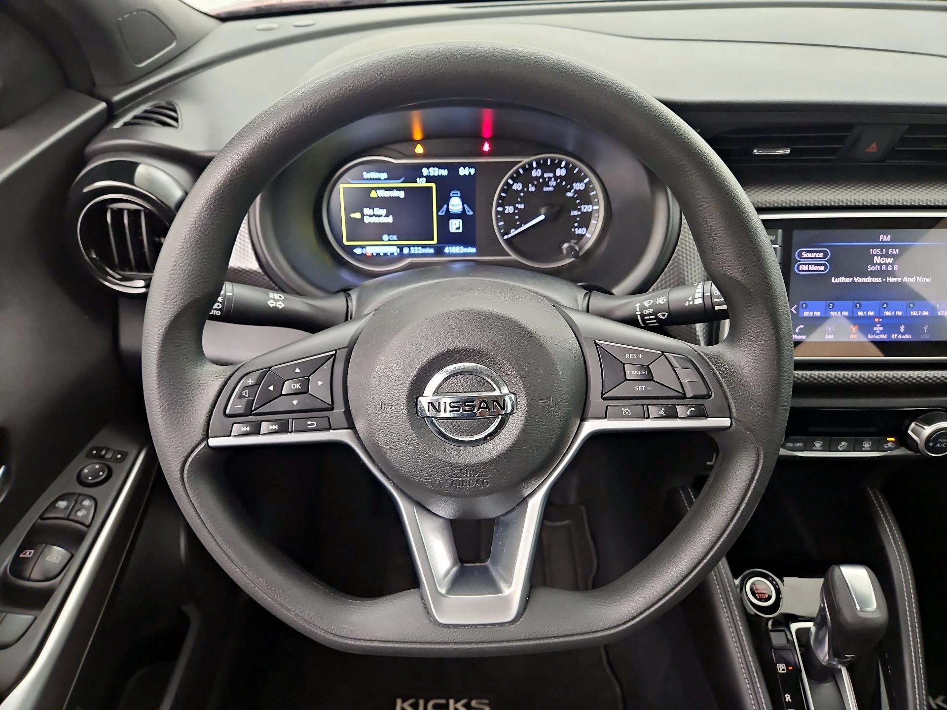 Thumbnail: 2018 Nissan Kicks - 10