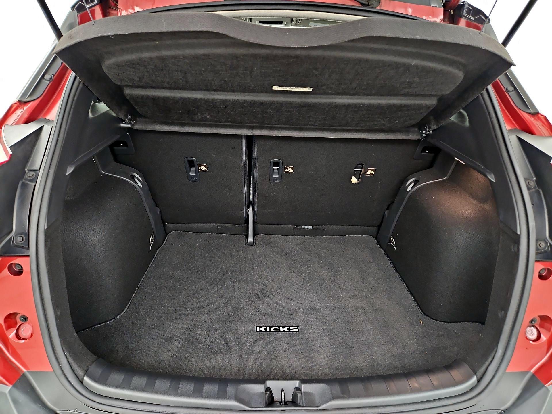 Thumbnail: 2018 Nissan Kicks - 20