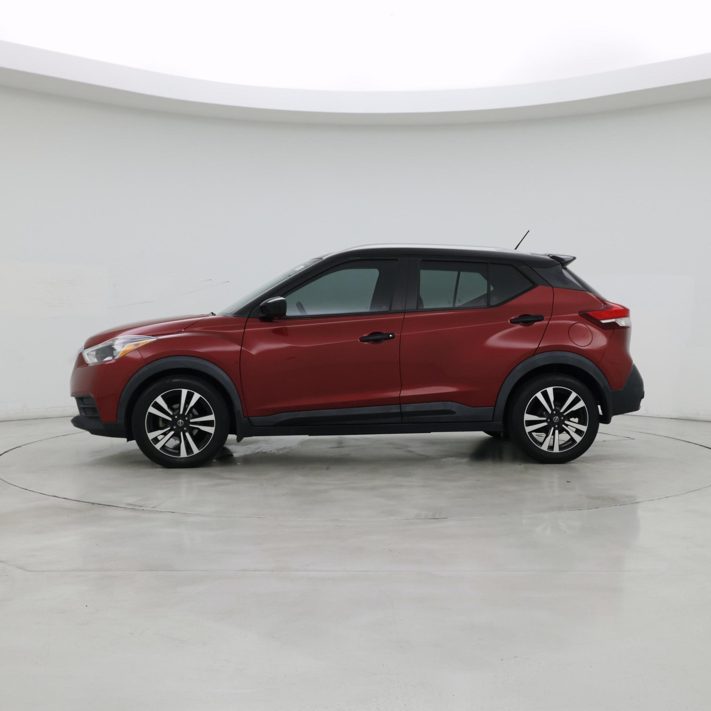 Thumbnail: 2018 Nissan Kicks - 3