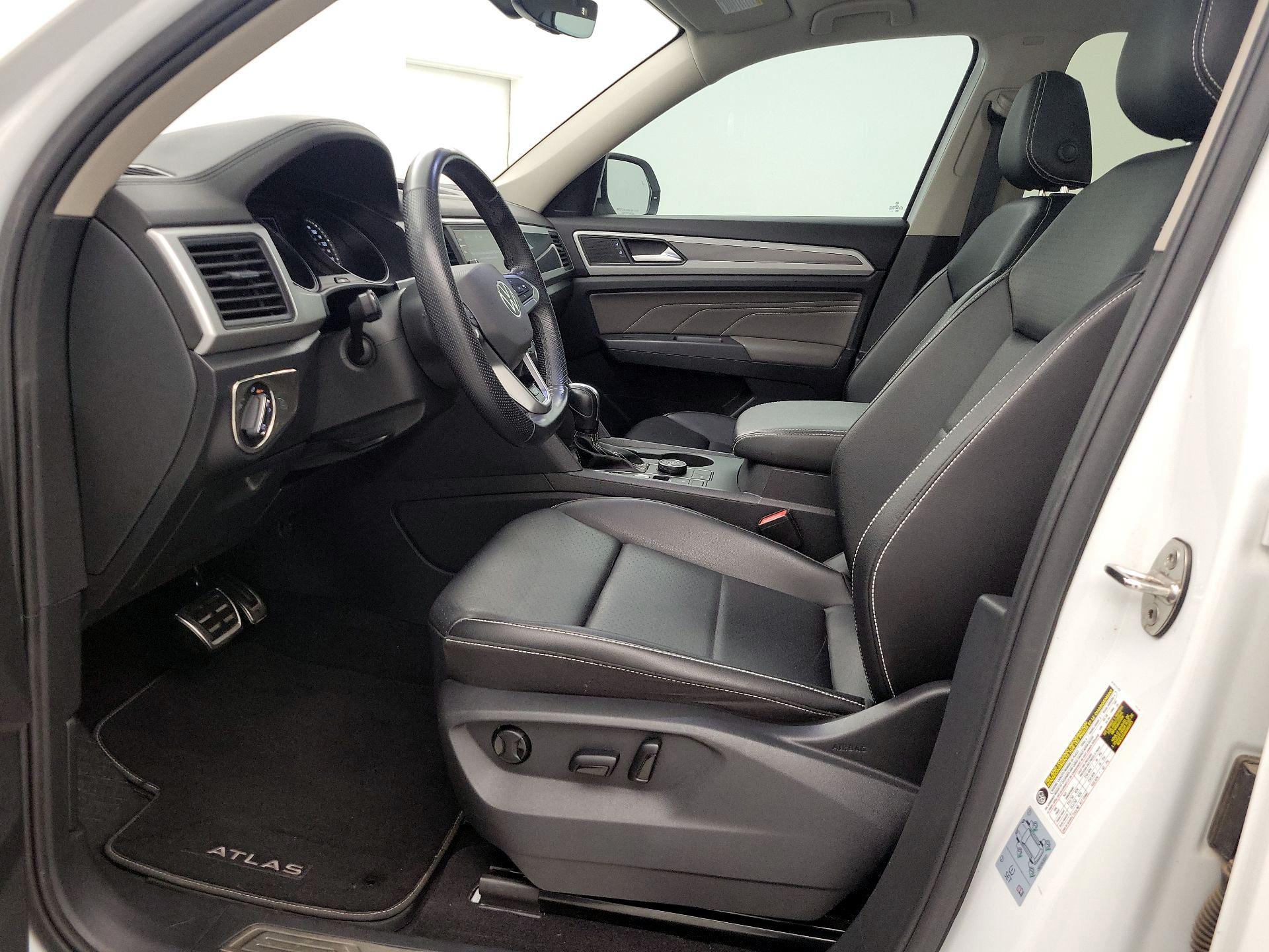 Thumbnail: 2021 Volkswagen Atlas - 11