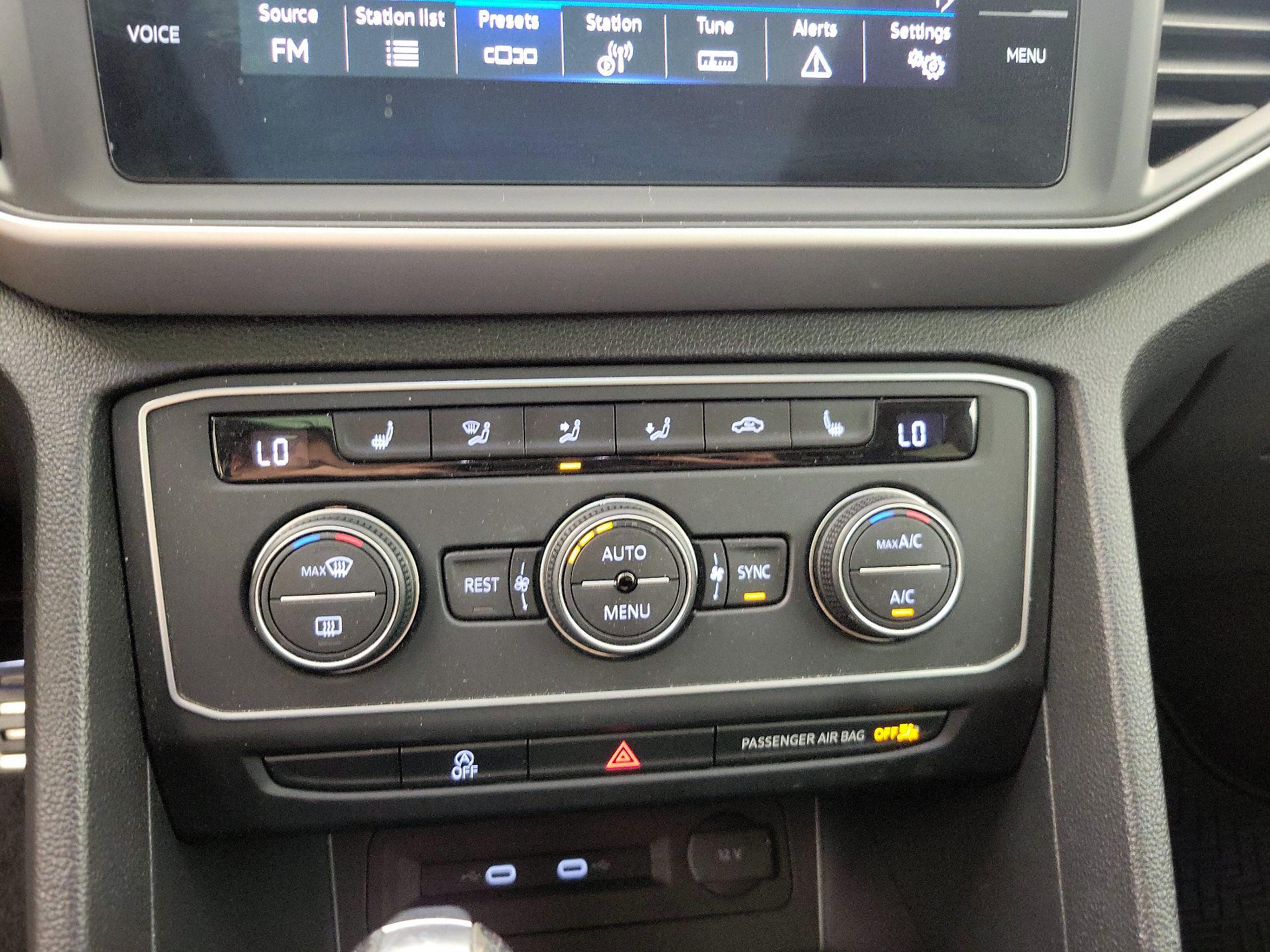 Thumbnail: 2021 Volkswagen Atlas - 16
