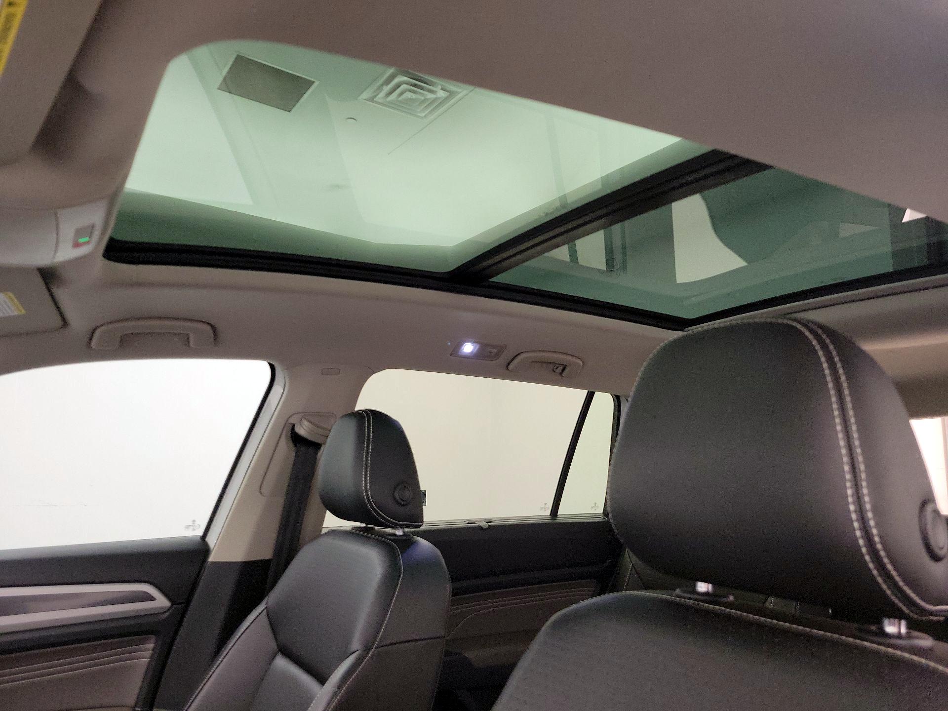 Thumbnail: 2021 Volkswagen Atlas - 19