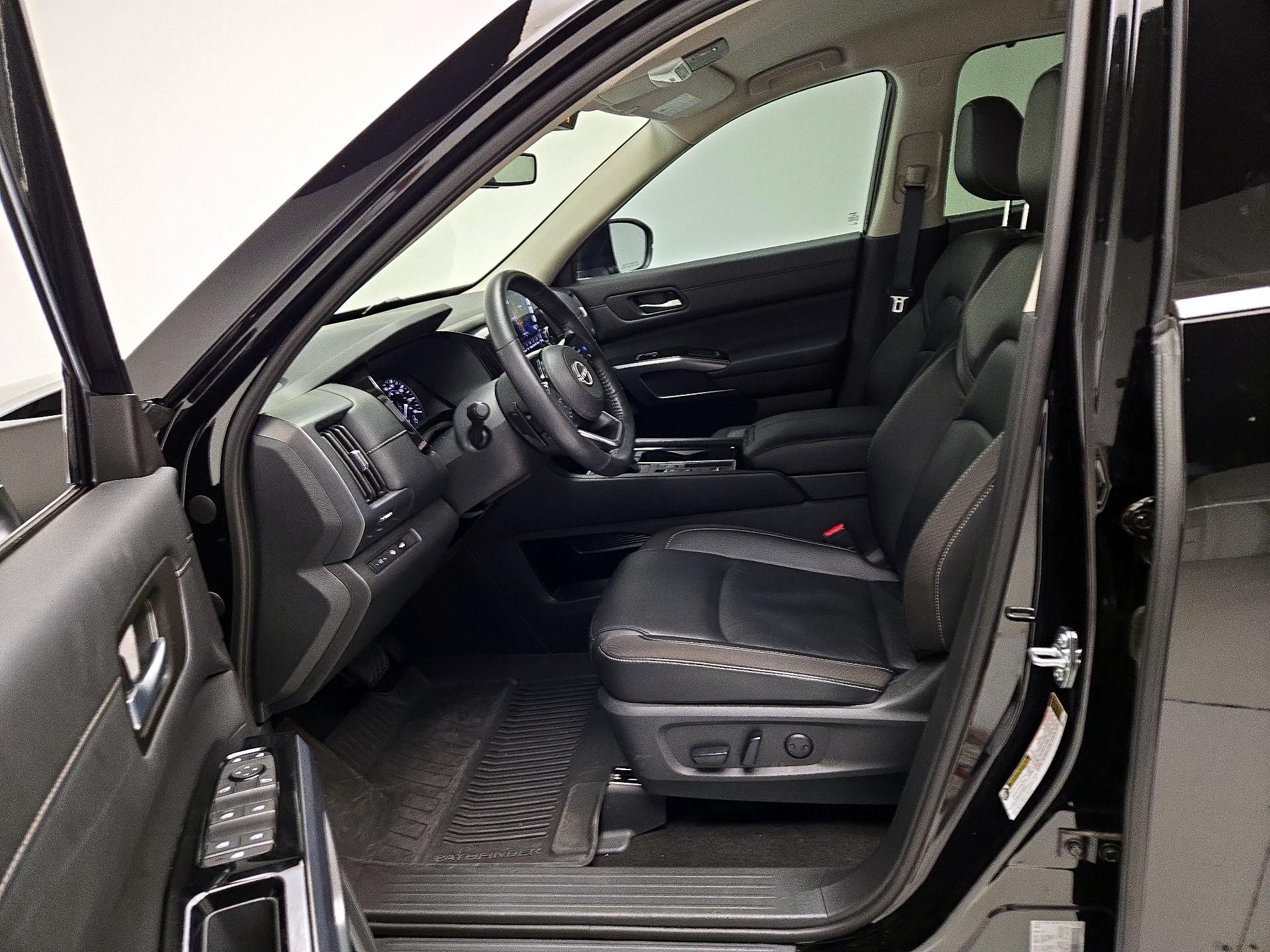 Thumbnail: 2025 Nissan Pathfinder - 11