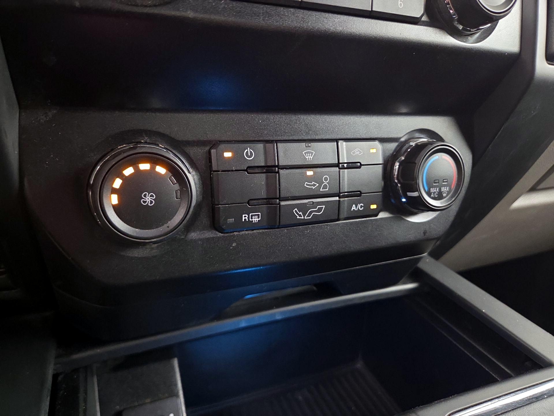 Thumbnail: 2019 Ford F-150 - 16