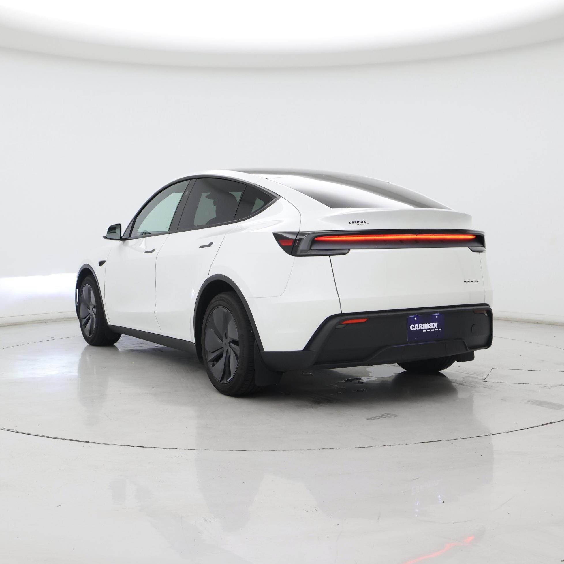 Thumbnail: 2026 Tesla Model Y - 2