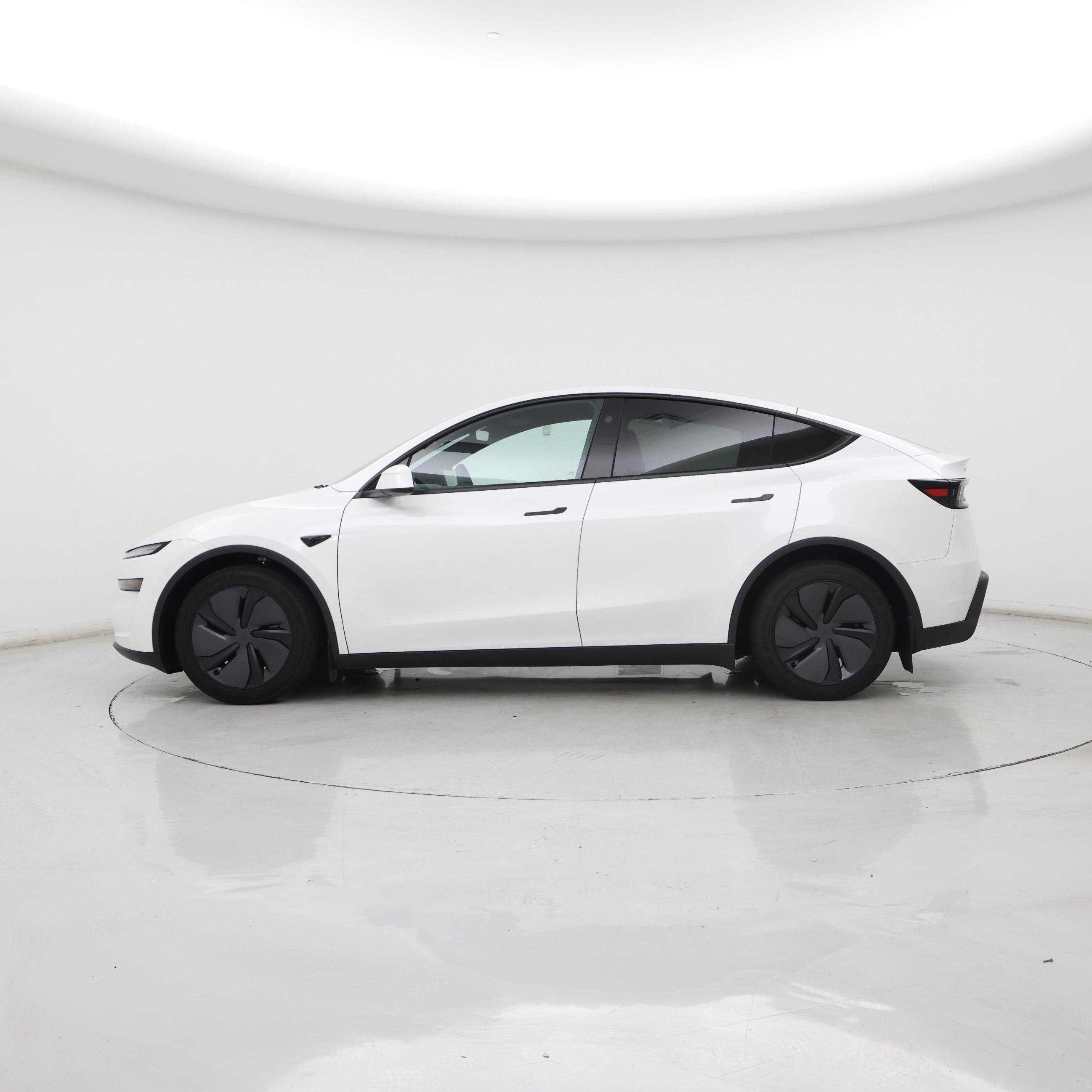 Thumbnail: 2026 Tesla Model Y - 3