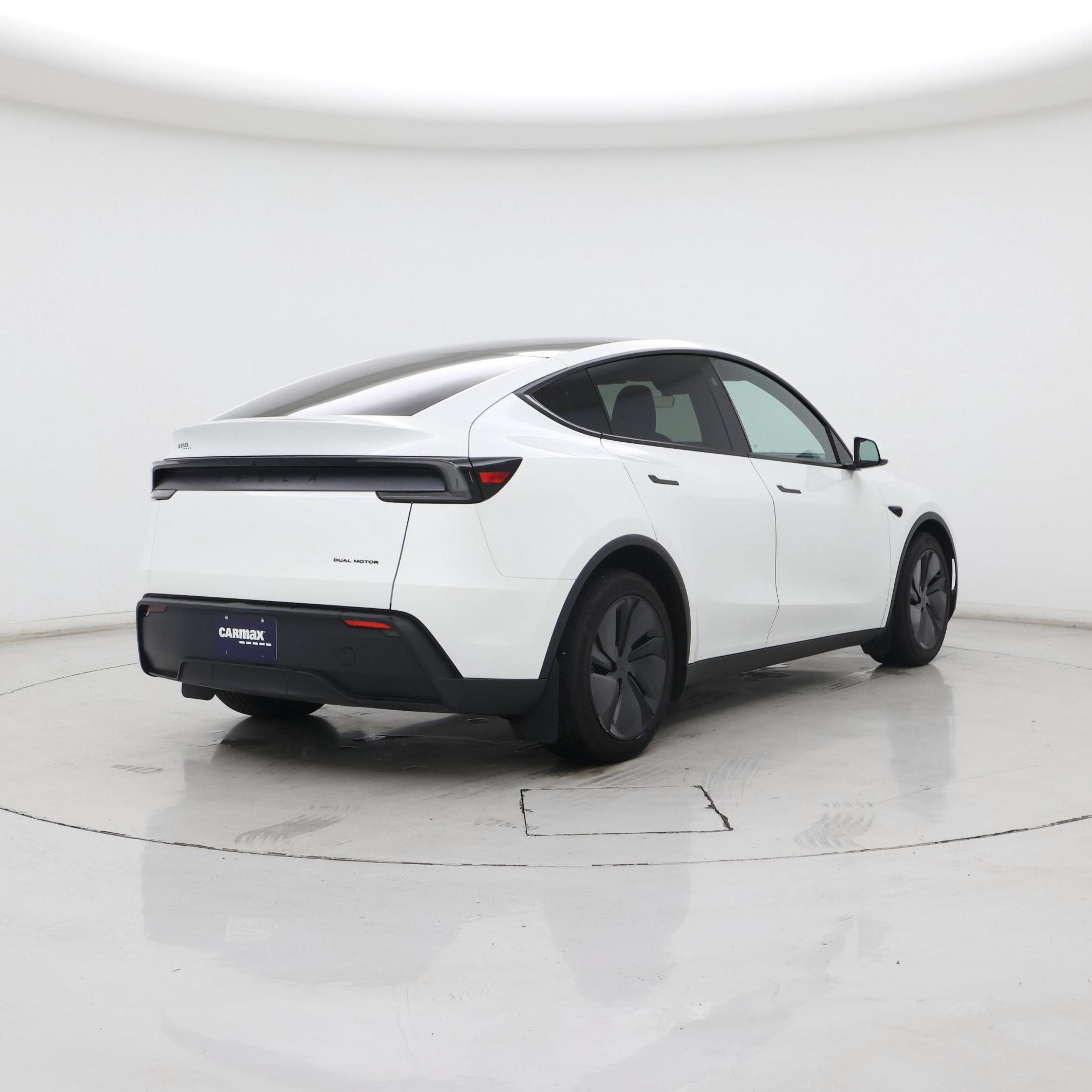 Thumbnail: 2026 Tesla Model Y - 8