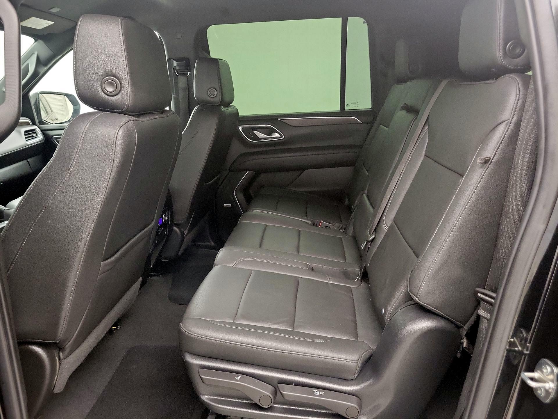 Thumbnail: 2022 Chevrolet Suburban - 20
