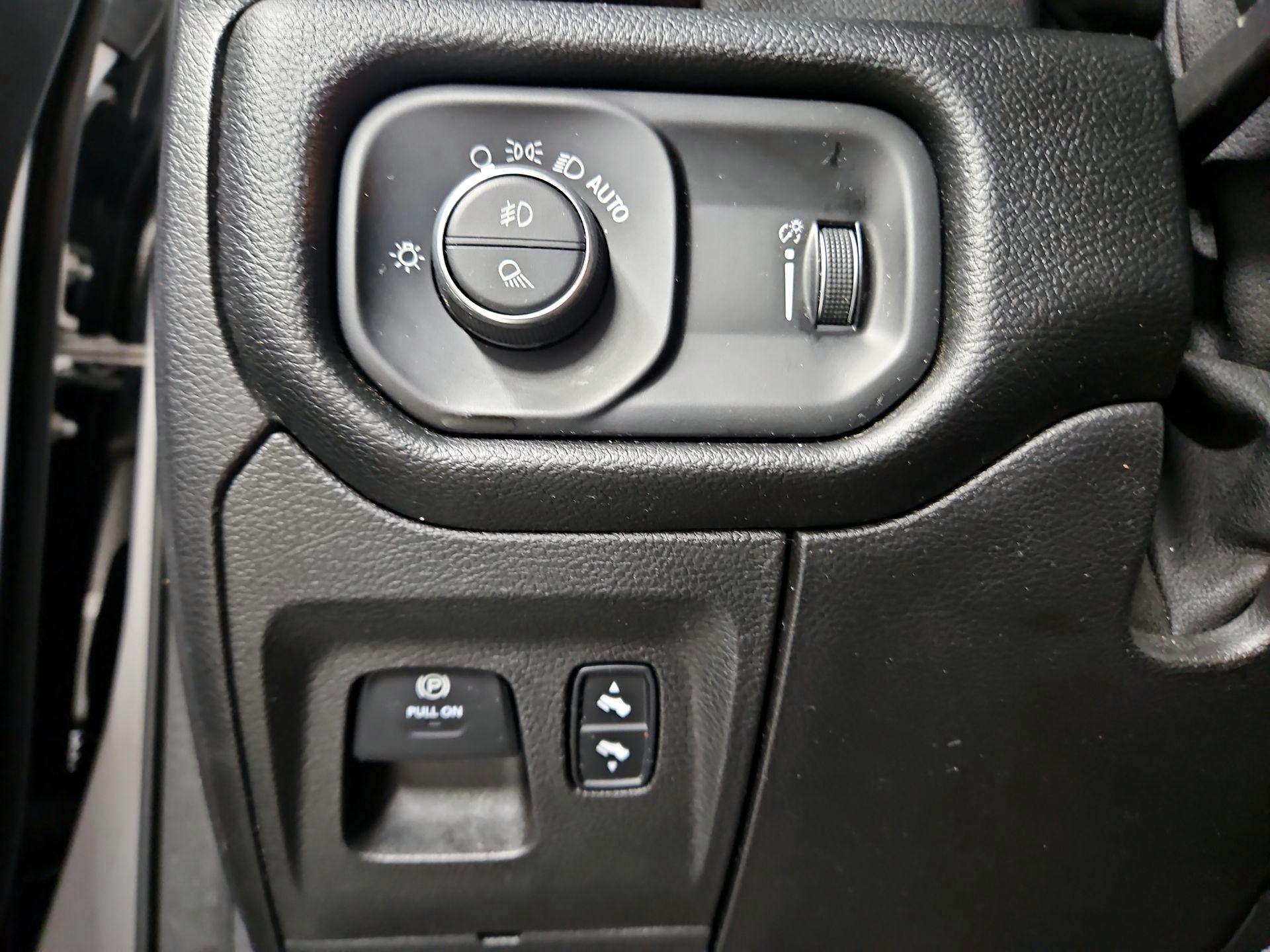 Thumbnail: 2020 RAM 1500 - 13