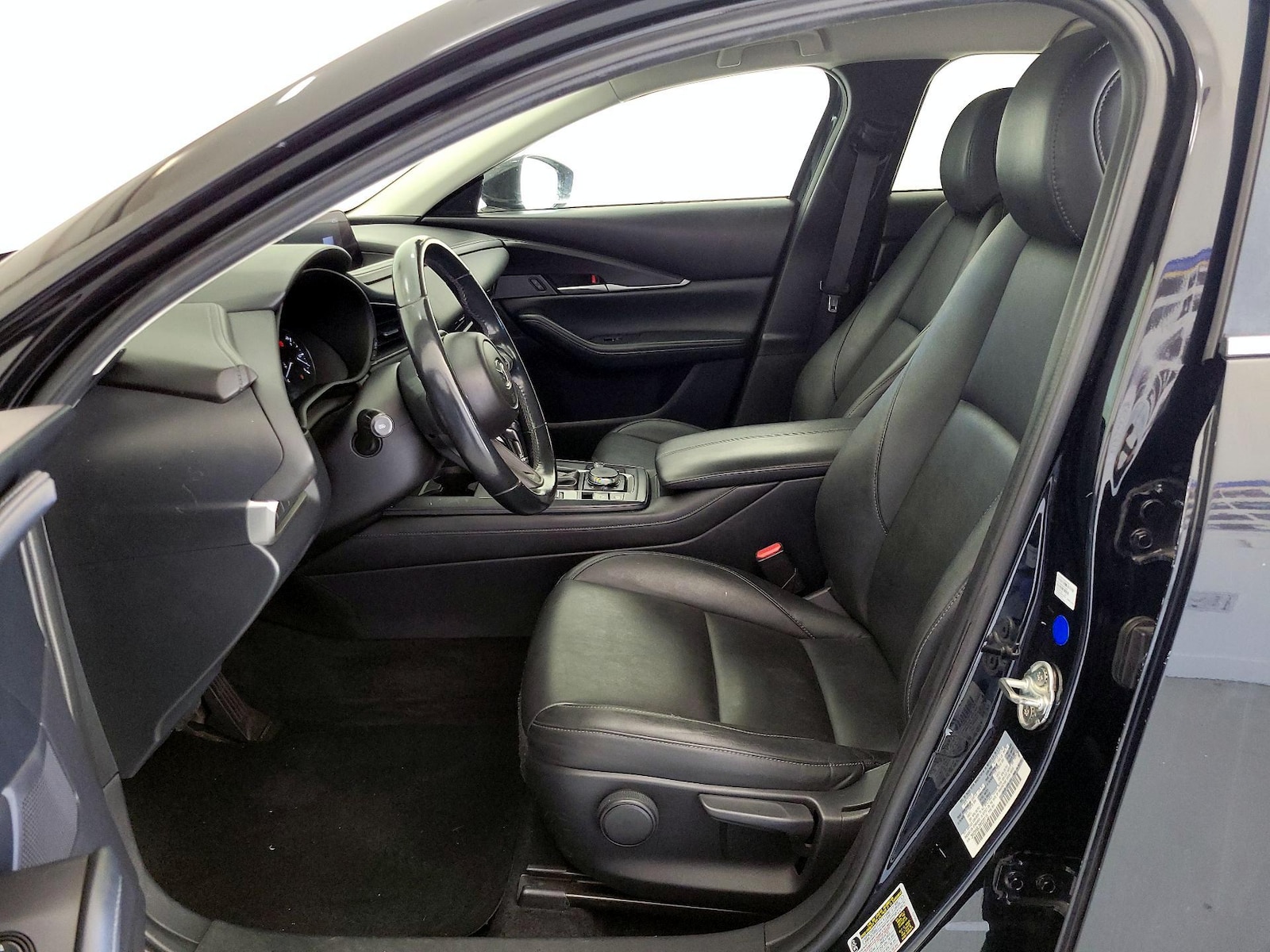 Side Airbags & Leatherette Seats