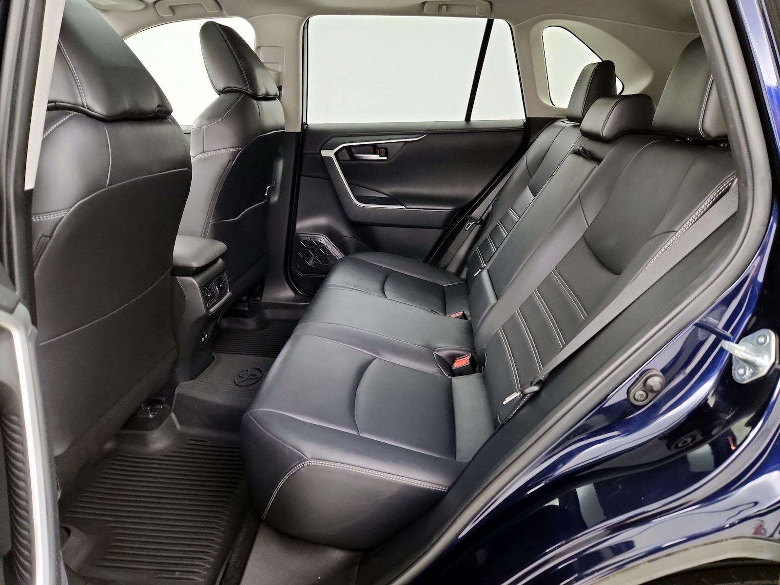 2020 Toyota RAV4 Limited - Photo 22
