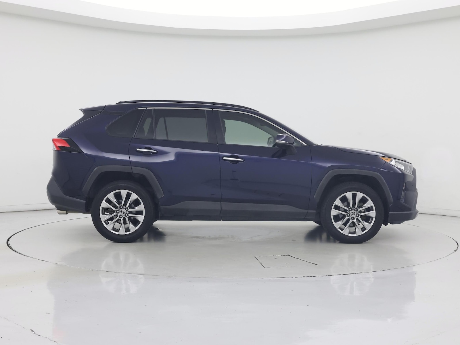 2020 Toyota RAV4 Limited - Photo 8