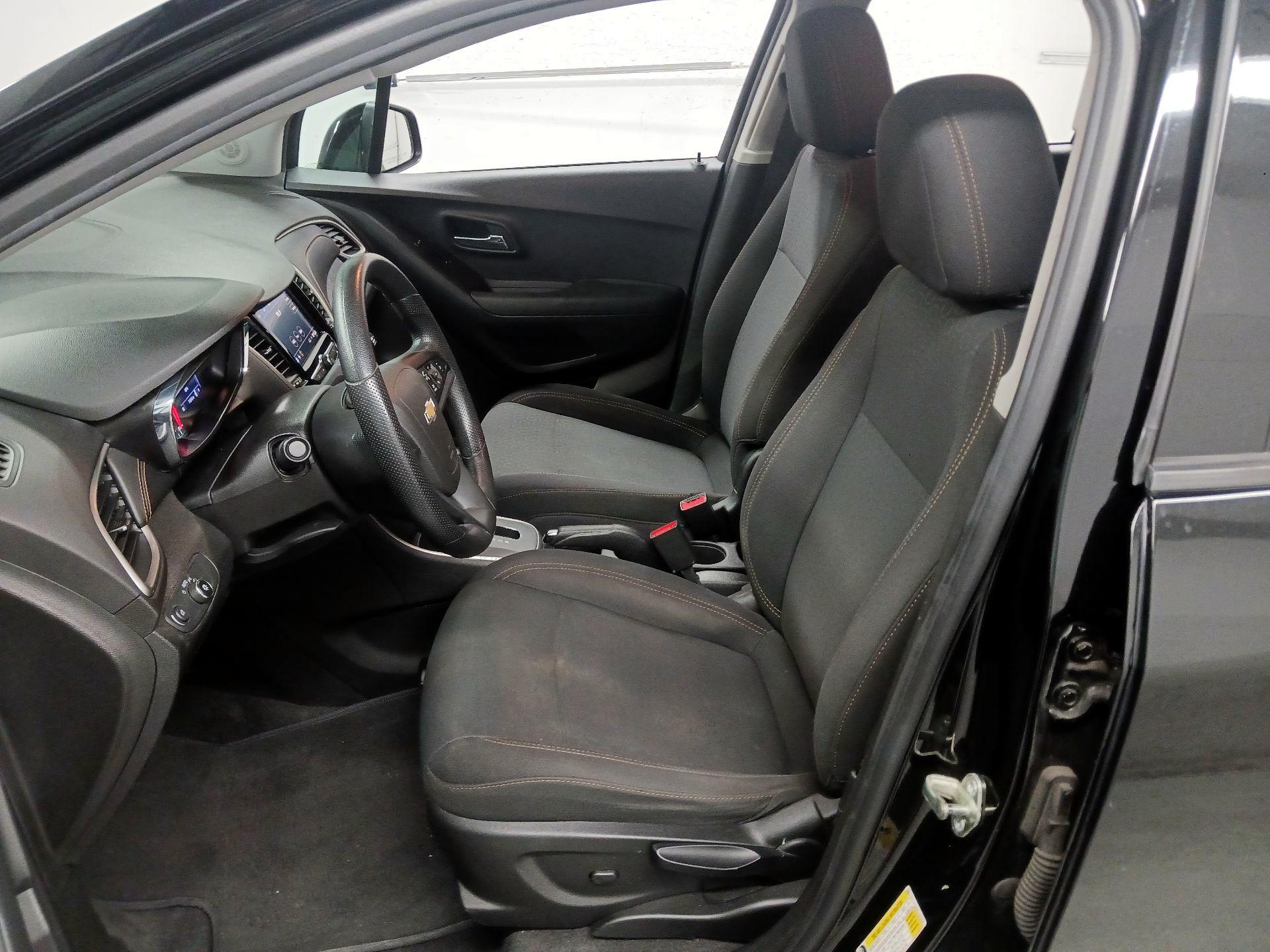 Thumbnail: 2020 Chevrolet Trax - 11
