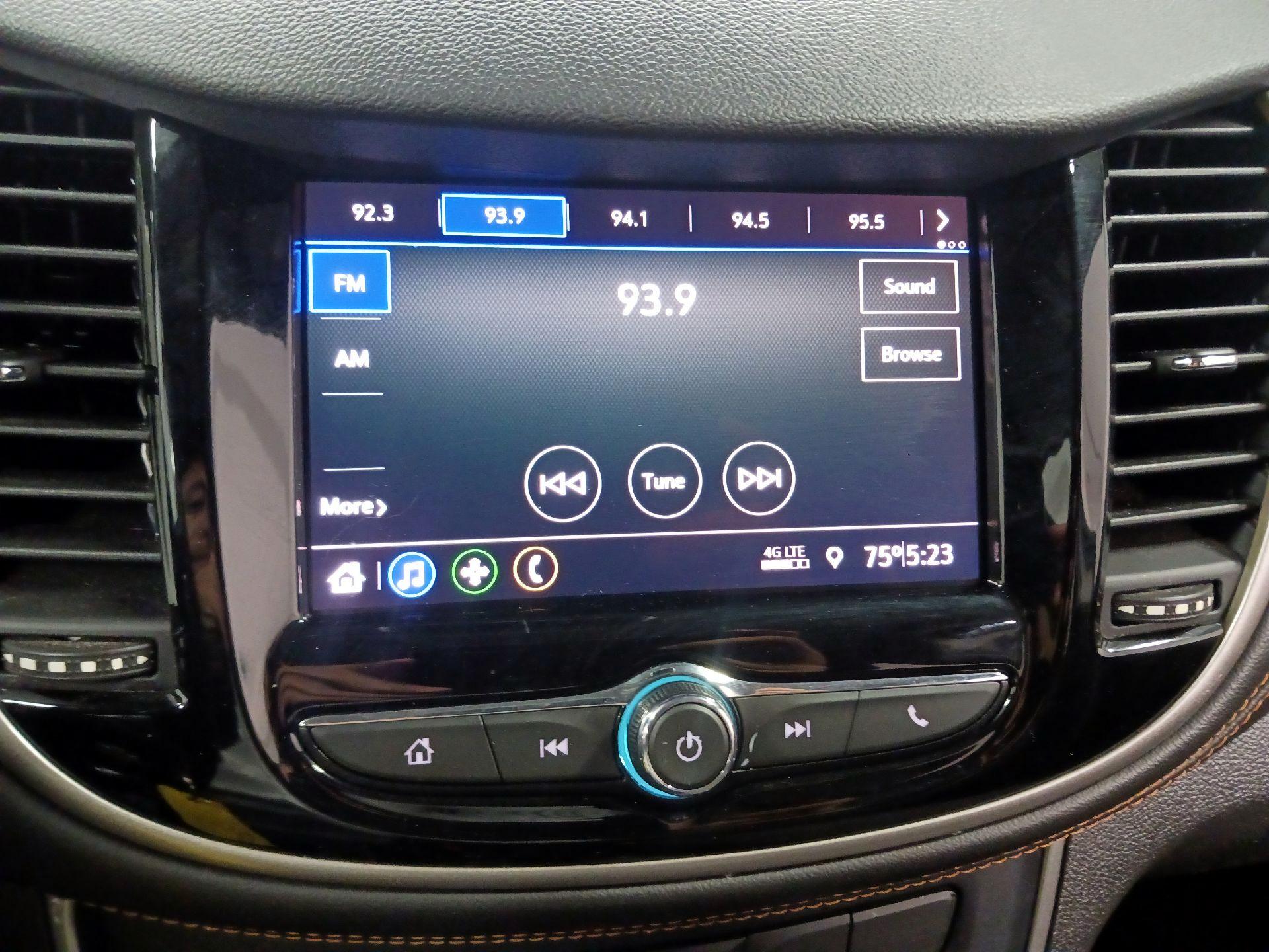 Thumbnail: 2020 Chevrolet Trax - 15