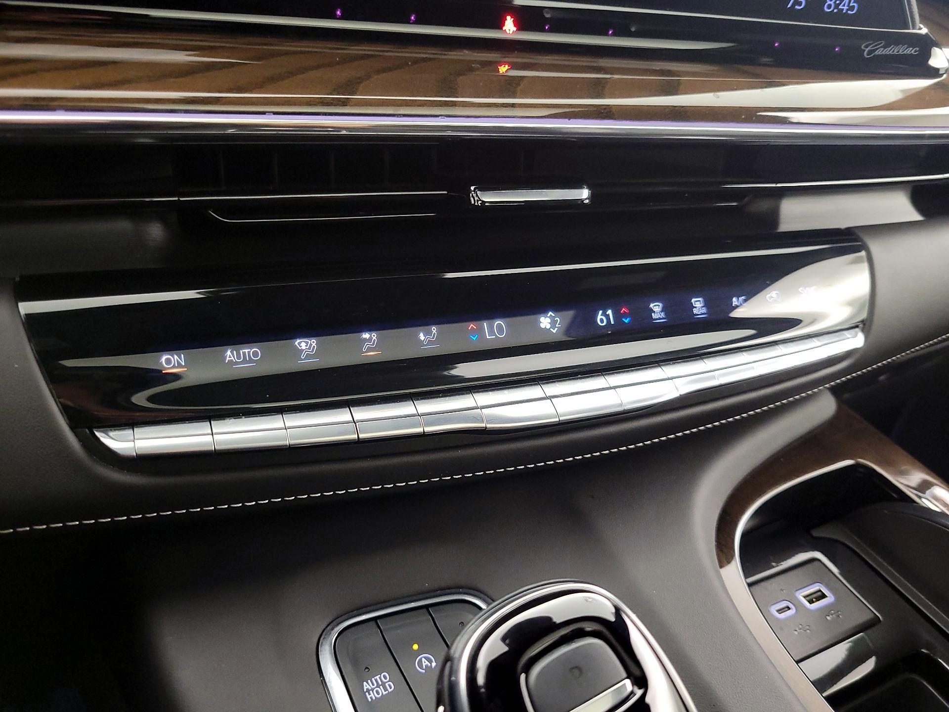 Thumbnail: 2024 Cadillac Escalade - 17
