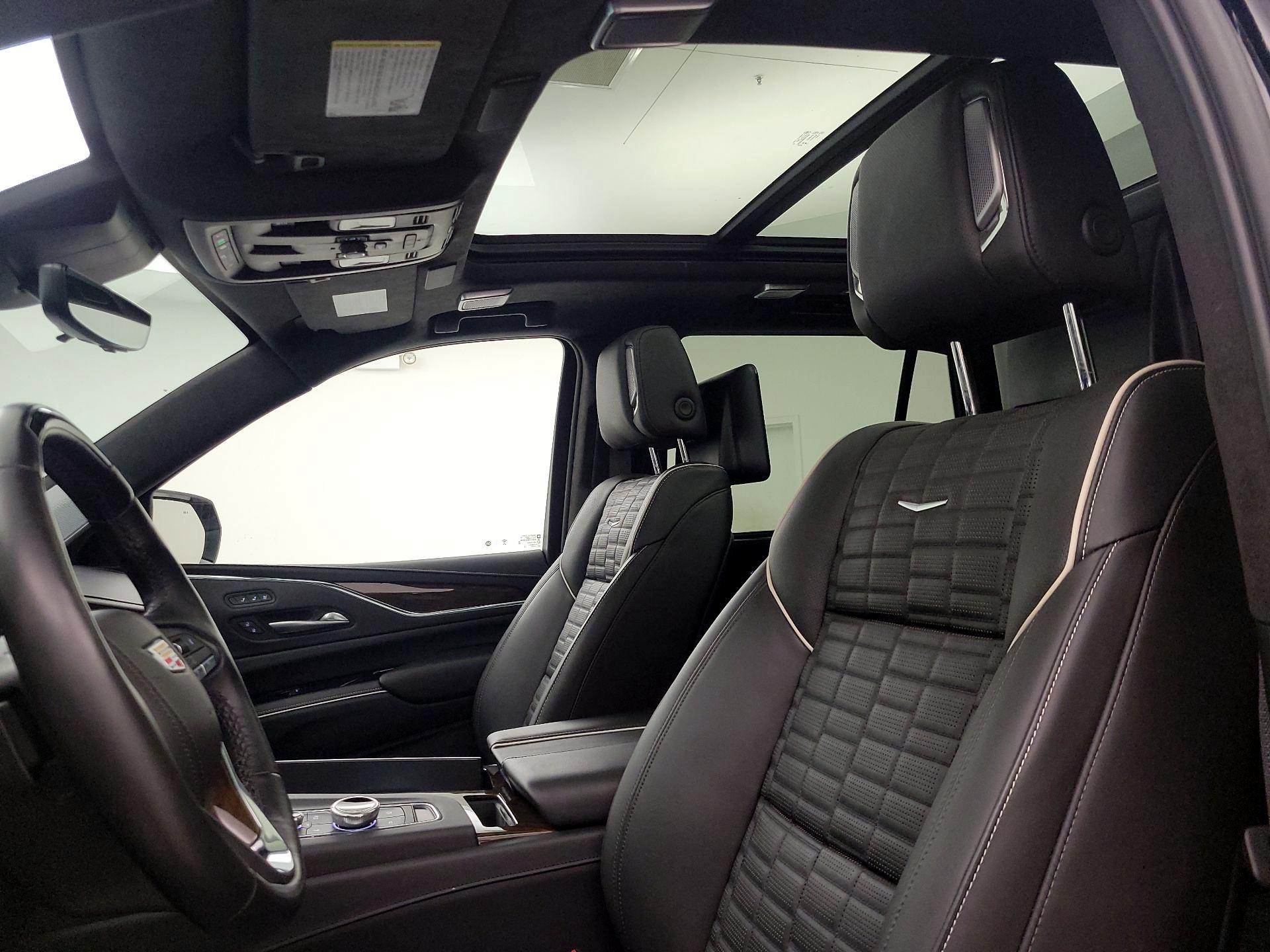 Thumbnail: 2024 Cadillac Escalade - 20