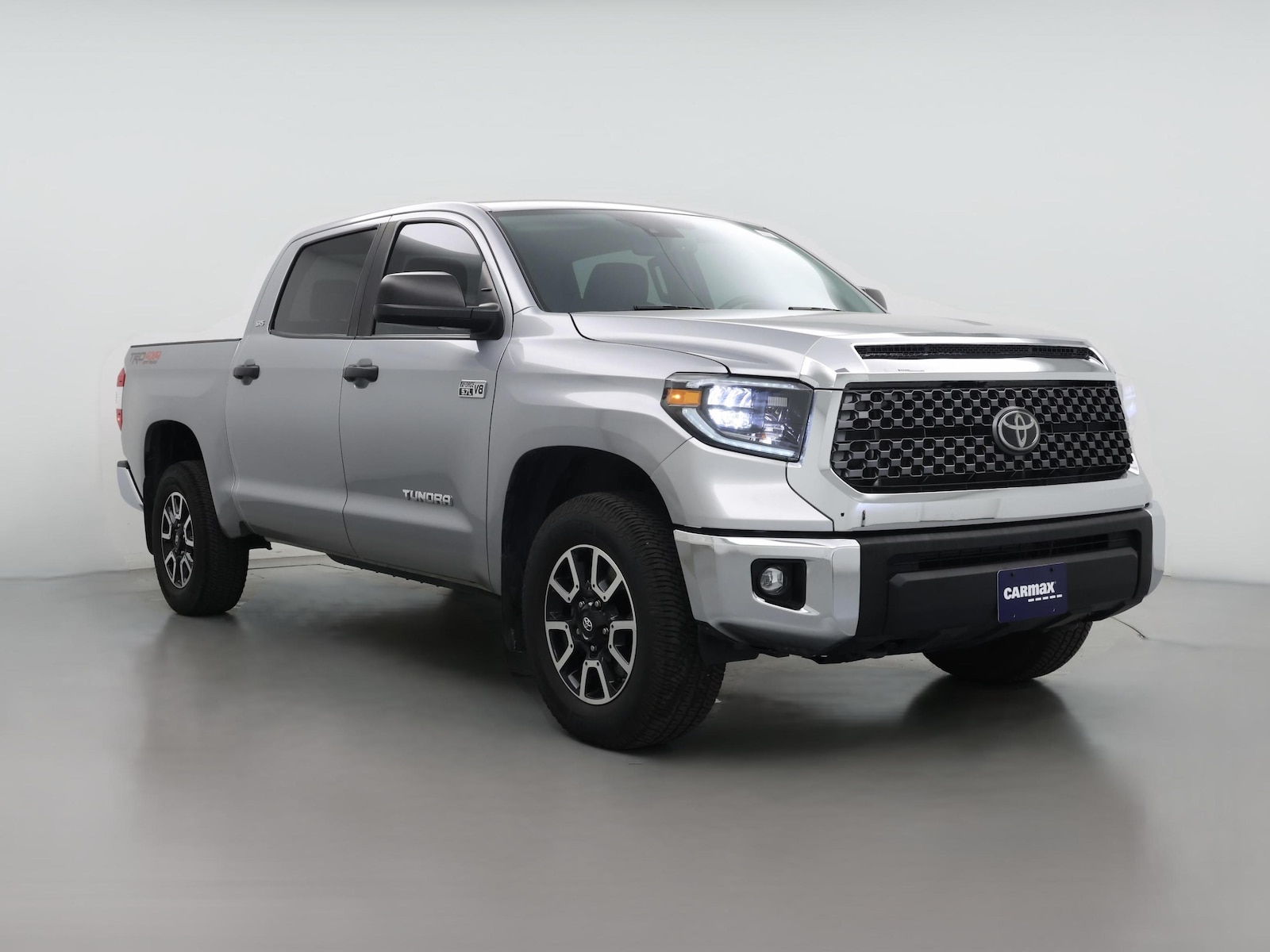 Bed Liner & Tow Hitch