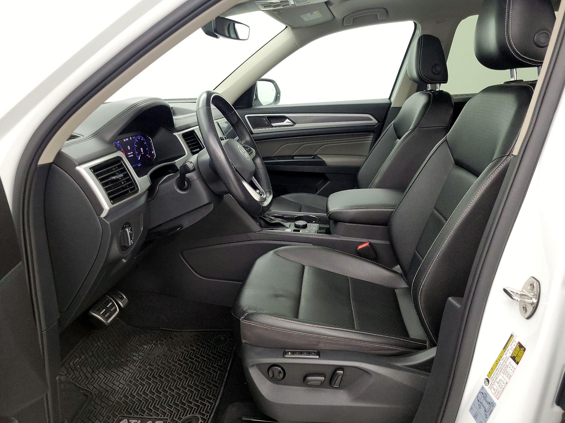 Thumbnail: 2021 Volkswagen Atlas - 11